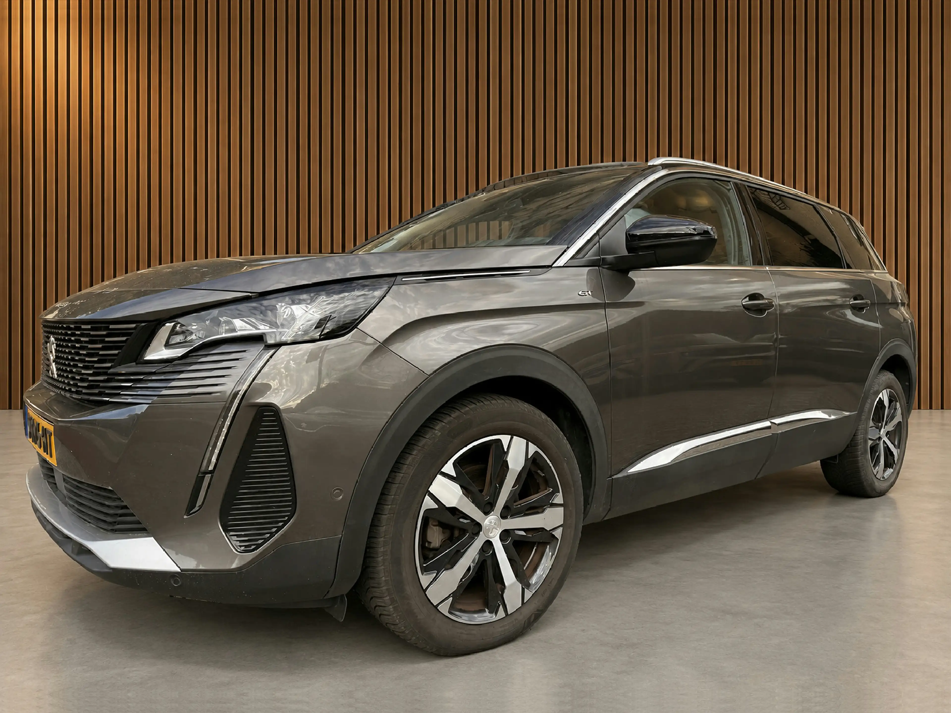 Peugeot 5008 130pk PT Aut. GT 7p., Camera | Focal | Facelift mo — photo 36