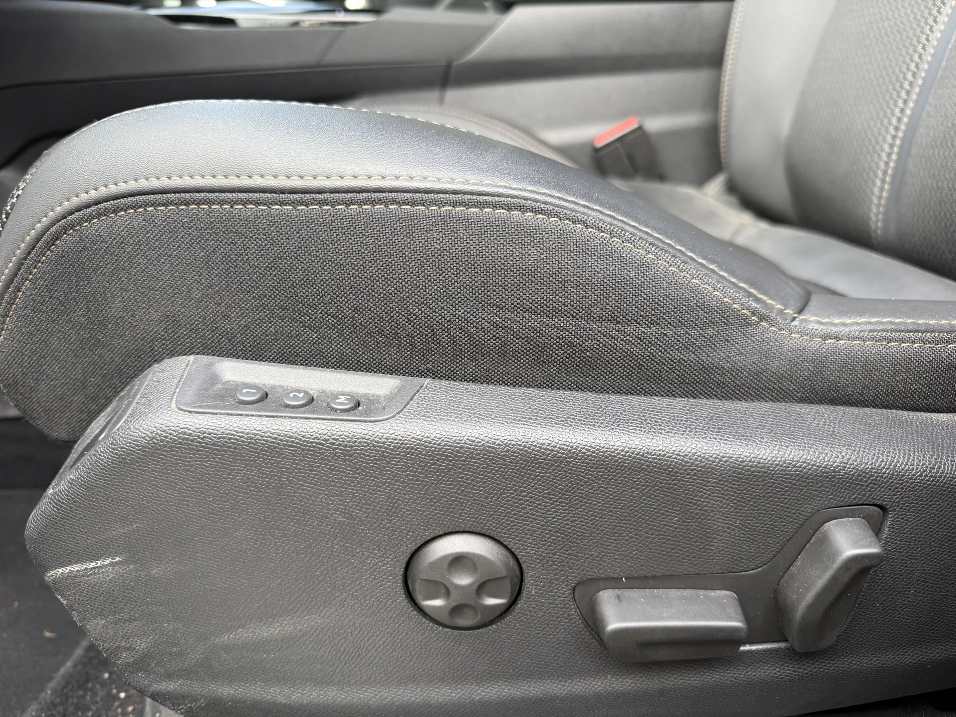 Peugeot 5008 130pk PT Aut. GT 7p., Camera | Focal | Facelift mo — photo 20