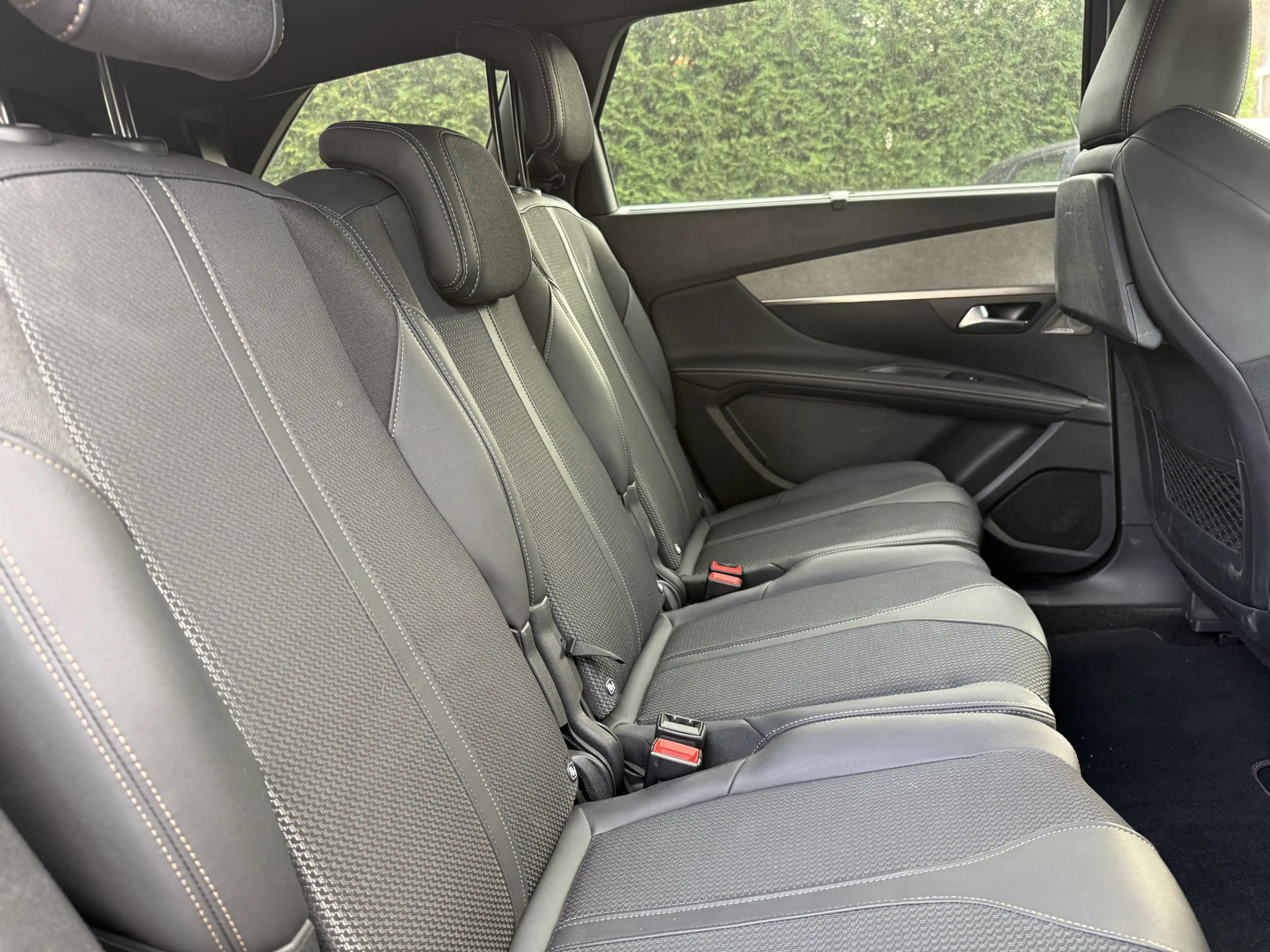 Peugeot 5008 130pk PT Aut. GT 7p., Camera | Focal | Facelift mo — photo 11