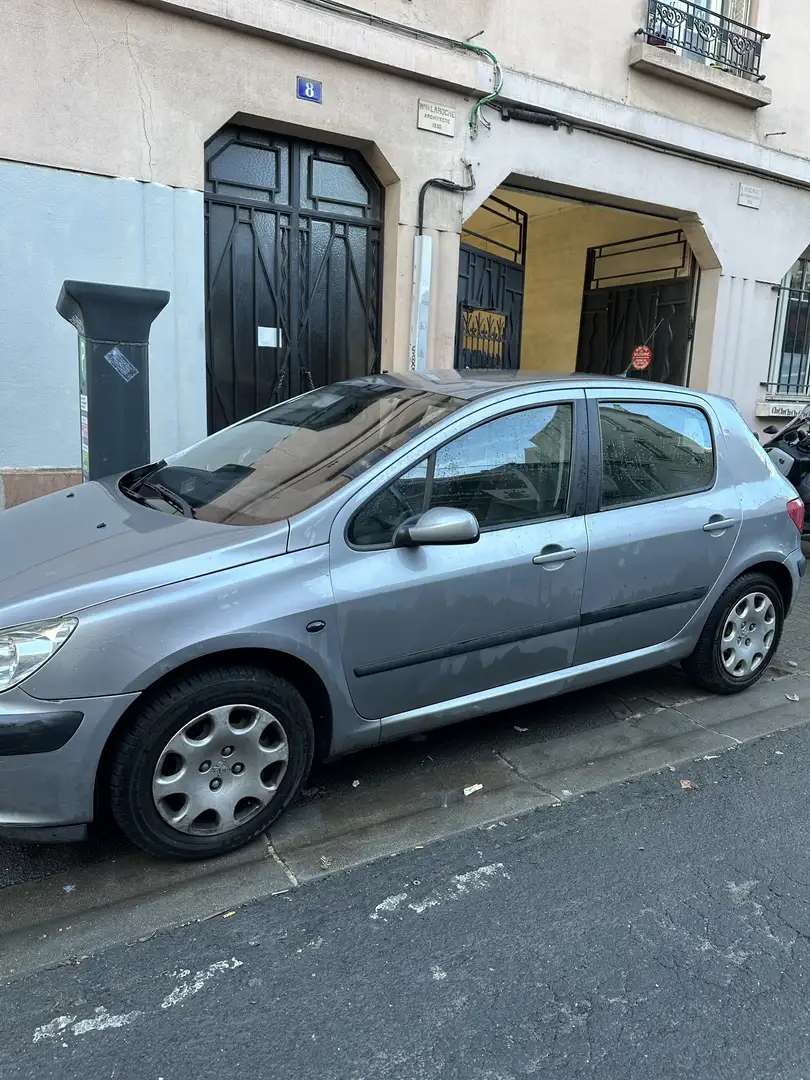 Peugeot 307 - 1