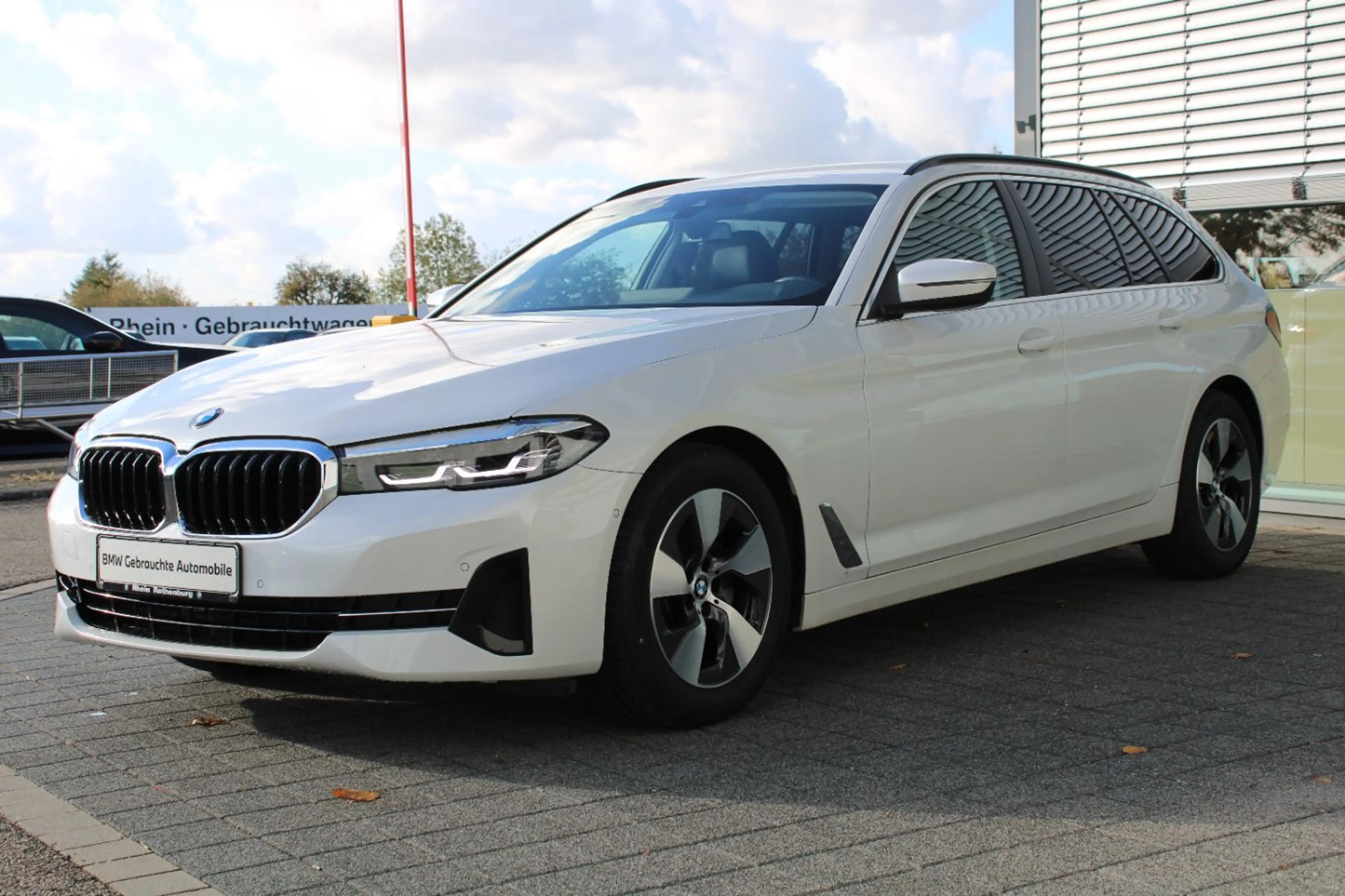 BMW 520 d Touring Navi LED Kamera LiveCockpitProf — photo 2
