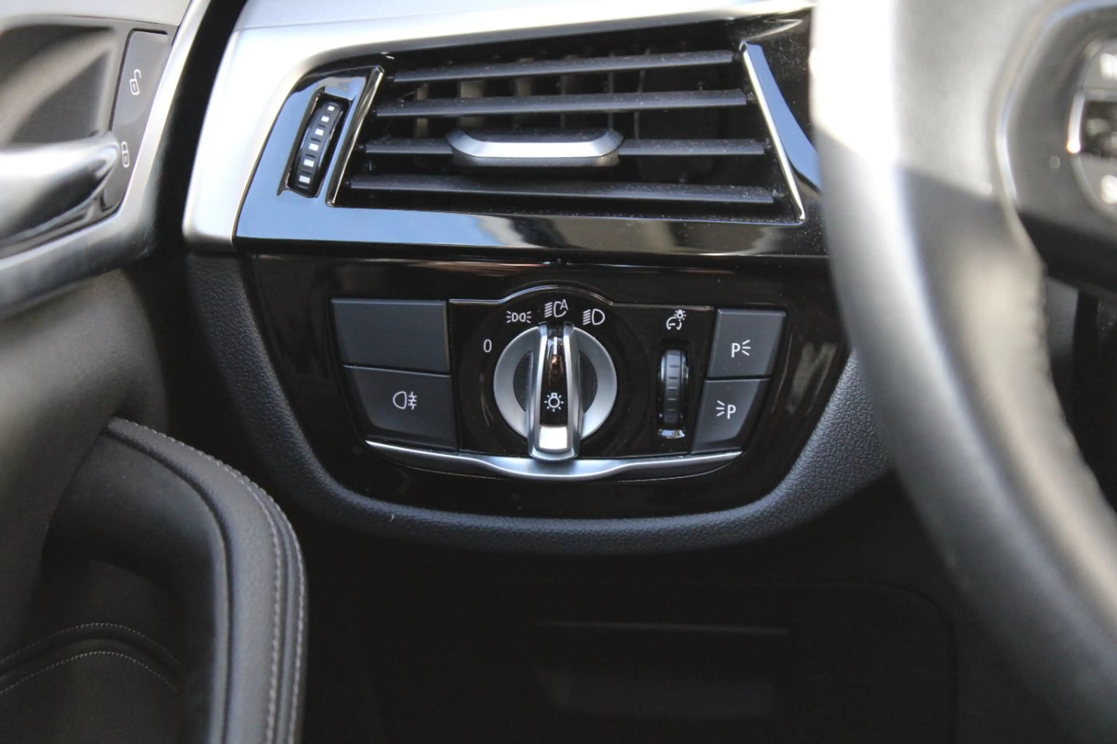 BMW 520 d Touring Navi LED Kamera LiveCockpitProf — photo 10