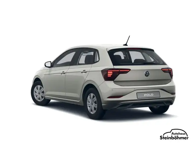 Volkswagen Polo view 3