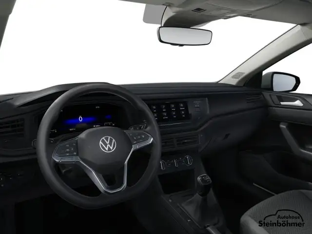 Volkswagen Polo view 4