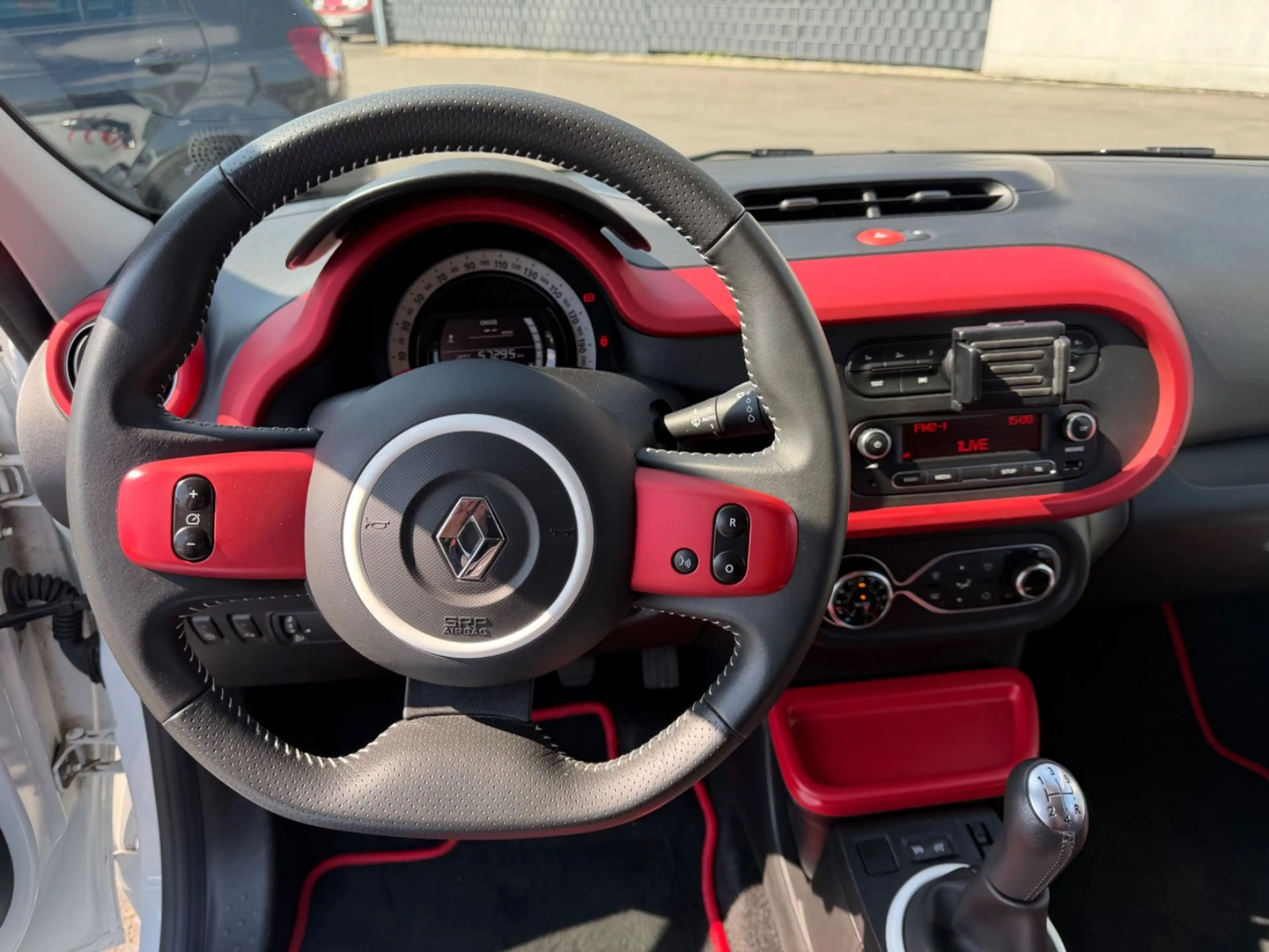 Renault Twingo Chic — photo 7