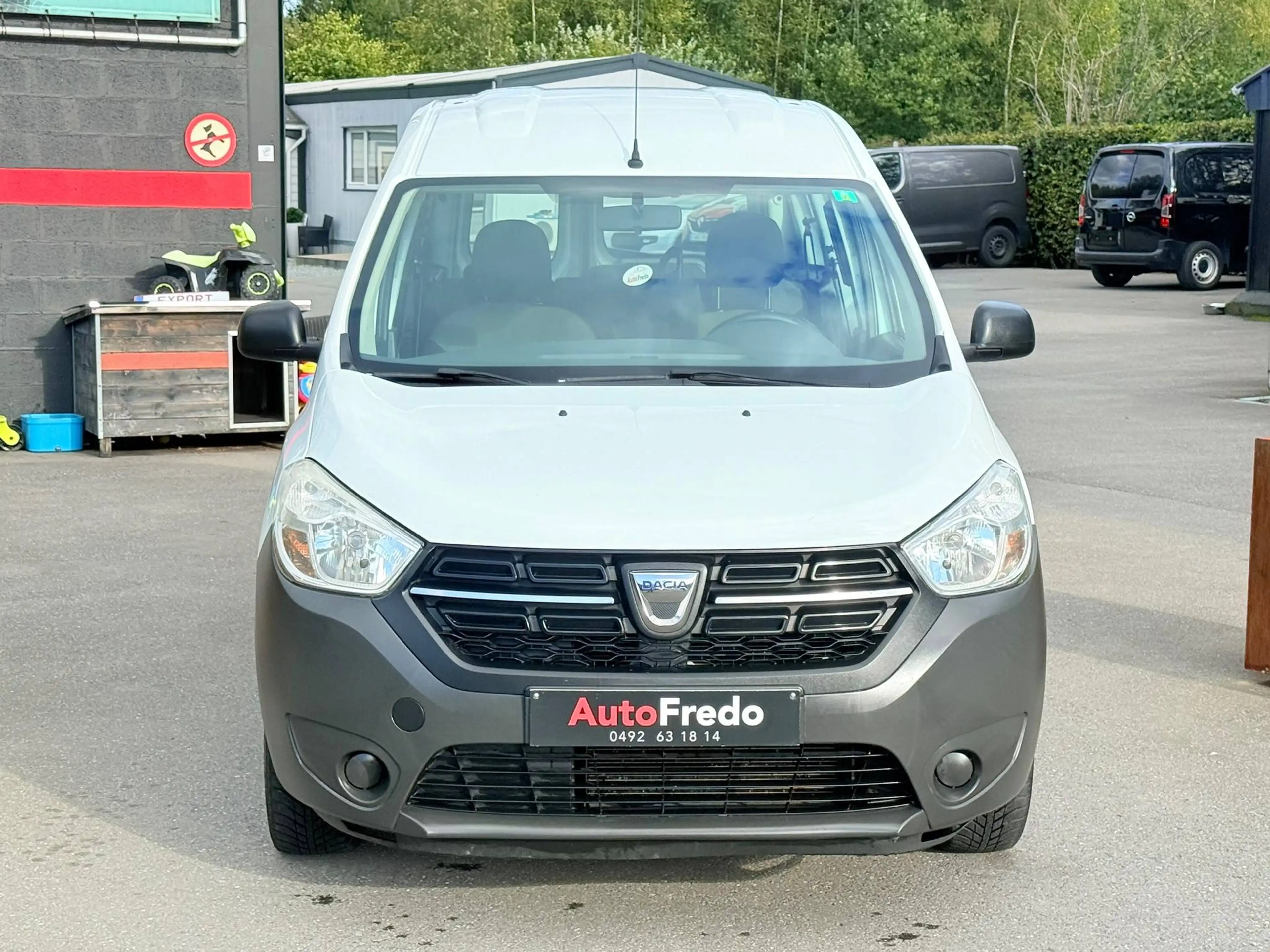 Dacia Dokker 1.6i Ambiance * Clim * 5 Places */* Garantie 1 an * — photo 3