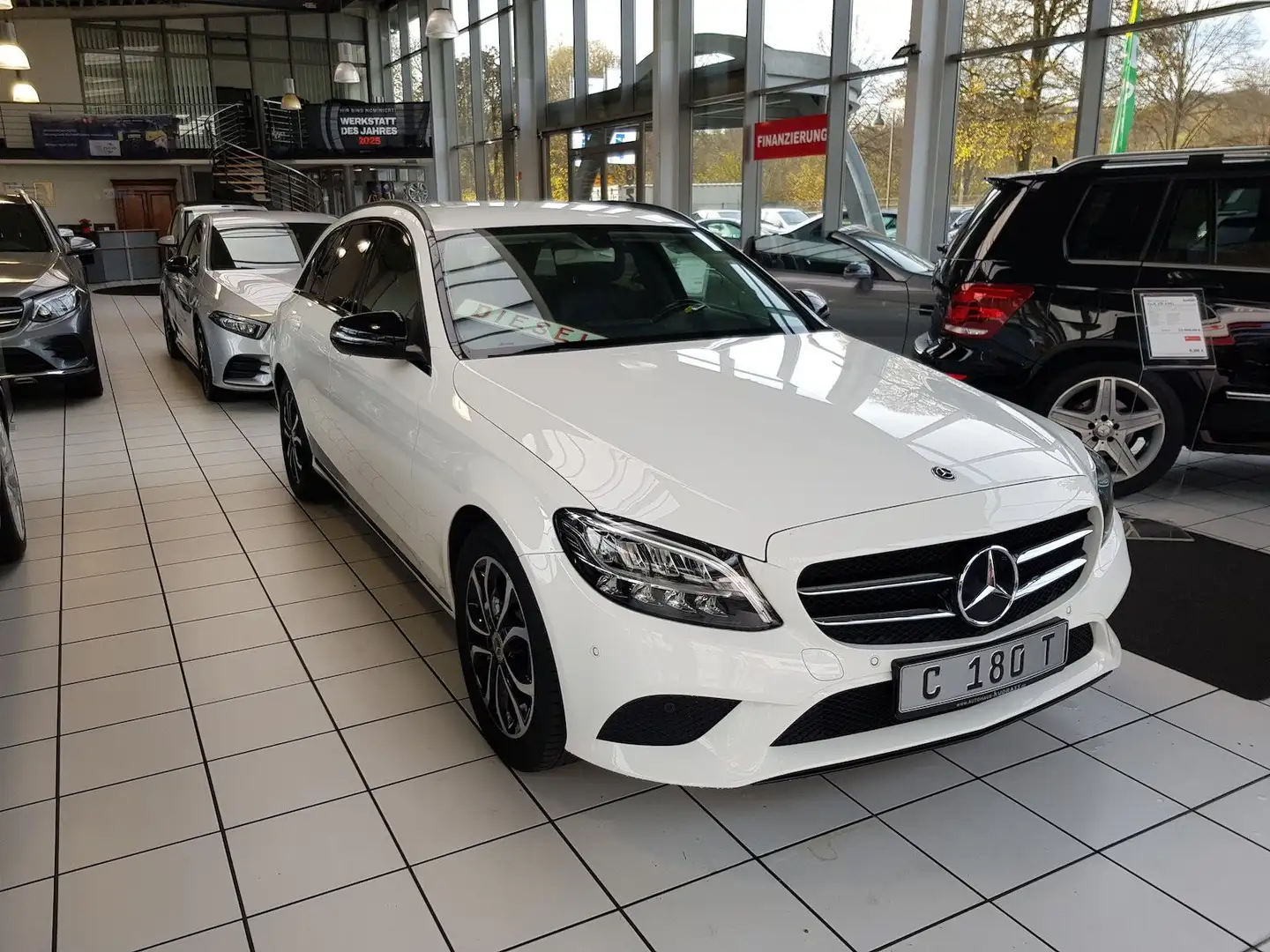 Mercedes-Benz C 180 AVANTGARDE NIGHT LED NAVI AHK KAMERA SHZ Weiß - 2