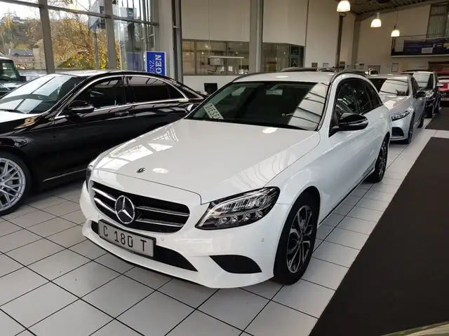 Mercedes-Benz C 180 d AVANTGARDE NIGHT LED AHK KAMERA SHZ