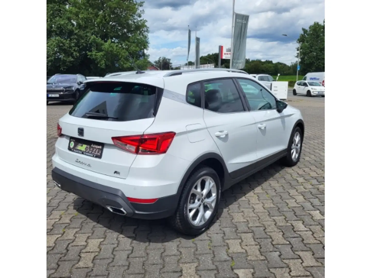 SEAT Arona FR-Line 1.0 TSI 85kW*ACC*LED*NAV*SPURW.*RFK Alb - 2