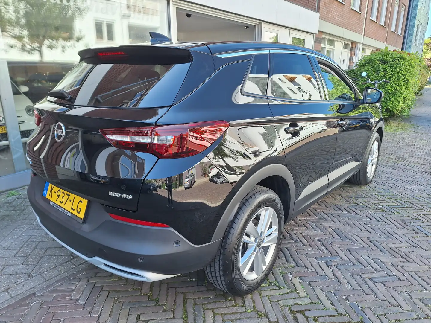 Opel Grandland X 1.2 Turbo Business Executive /58.000 Km/1e Eig/Nav Schwarz - 2