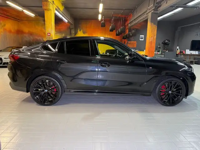 BMW X6 view 7