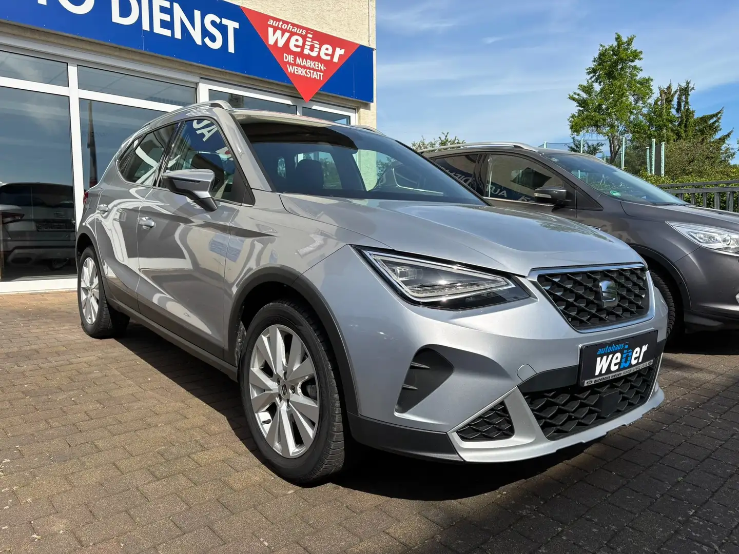 SEAT Arona Xperience*NAVIGATION*CARPLAY*LED*Si.Hz.*Tempomat Grau - 1