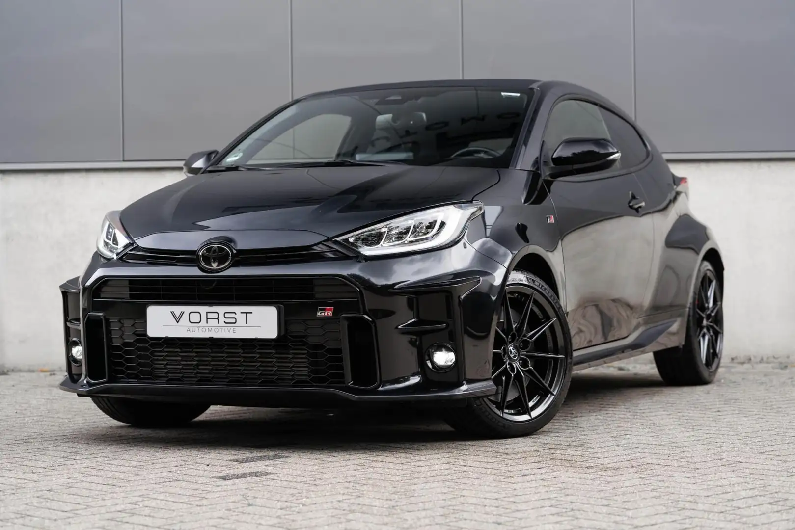 Toyota Yaris 1.6 GR Performance Camera Carbon Noir - 1