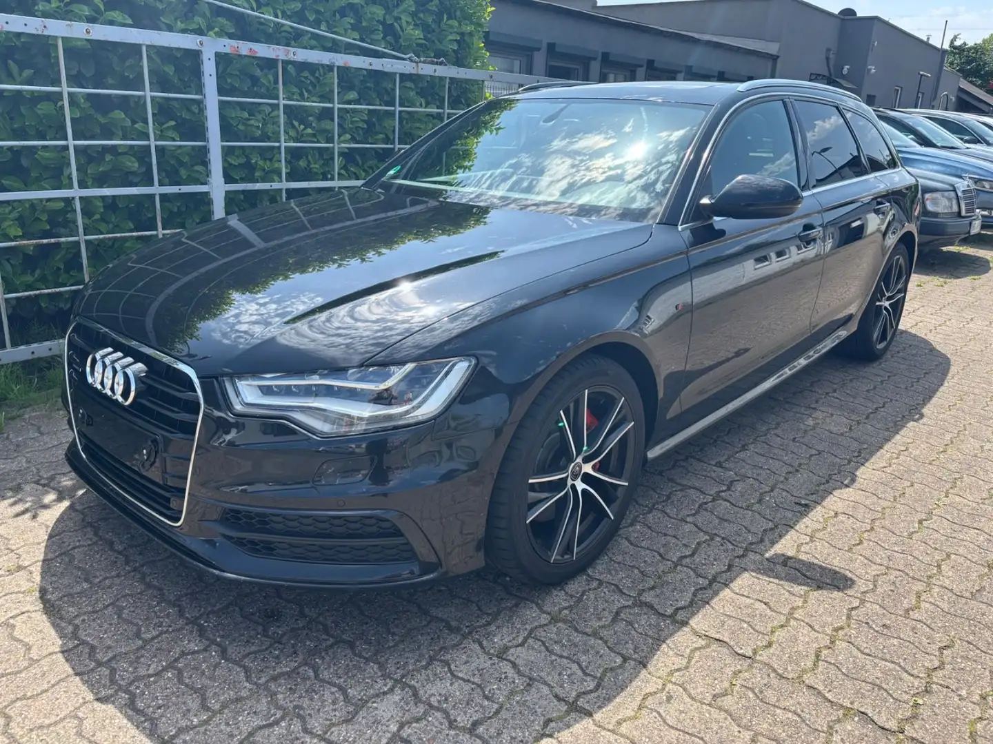 Audi A6 Quattro S-Line Panoram Bose Standheizung Led Schwarz - 1