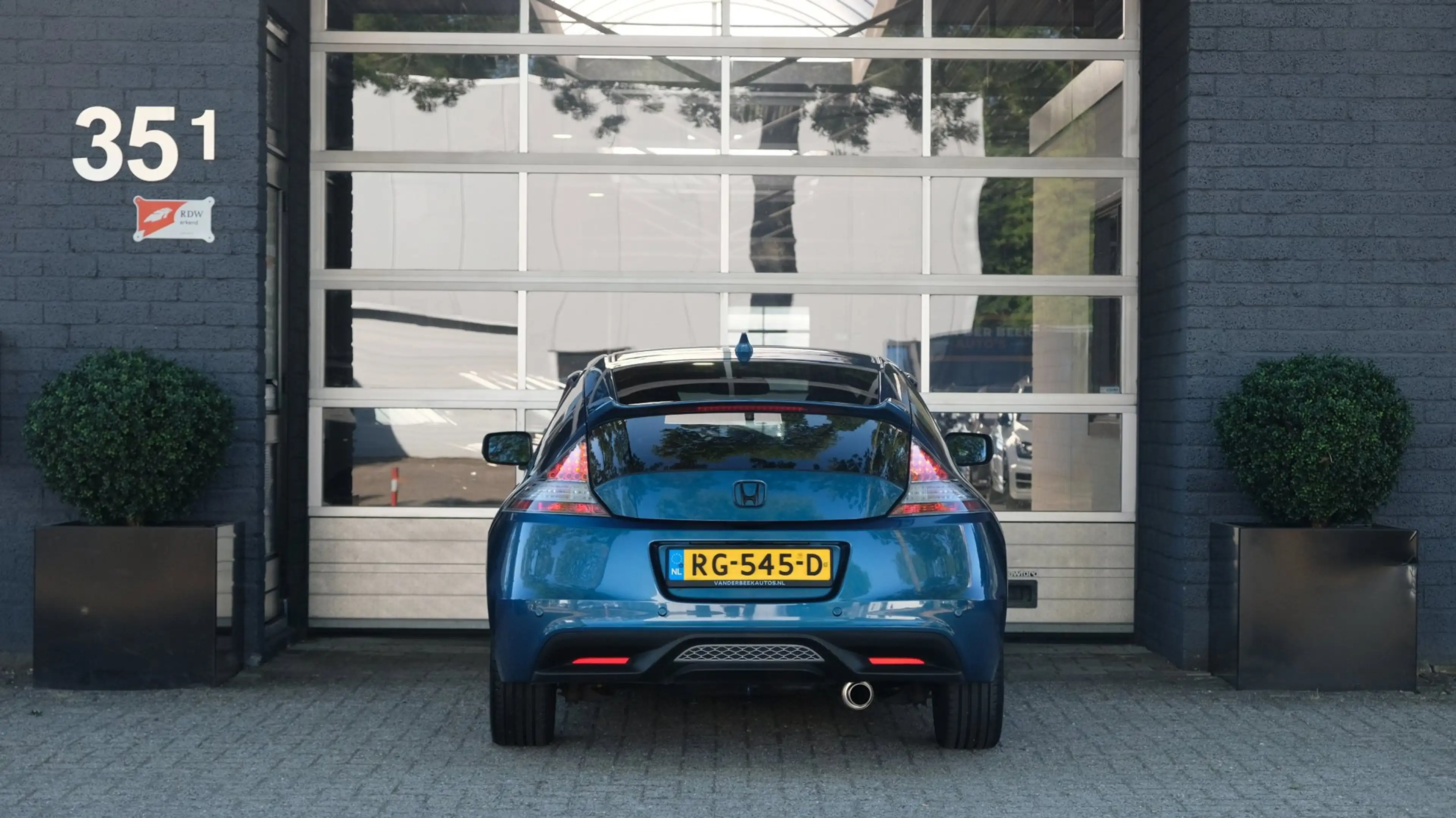 Honda CR-Z 1.5 i-Vtec IMA Sport | HKS — photo 4