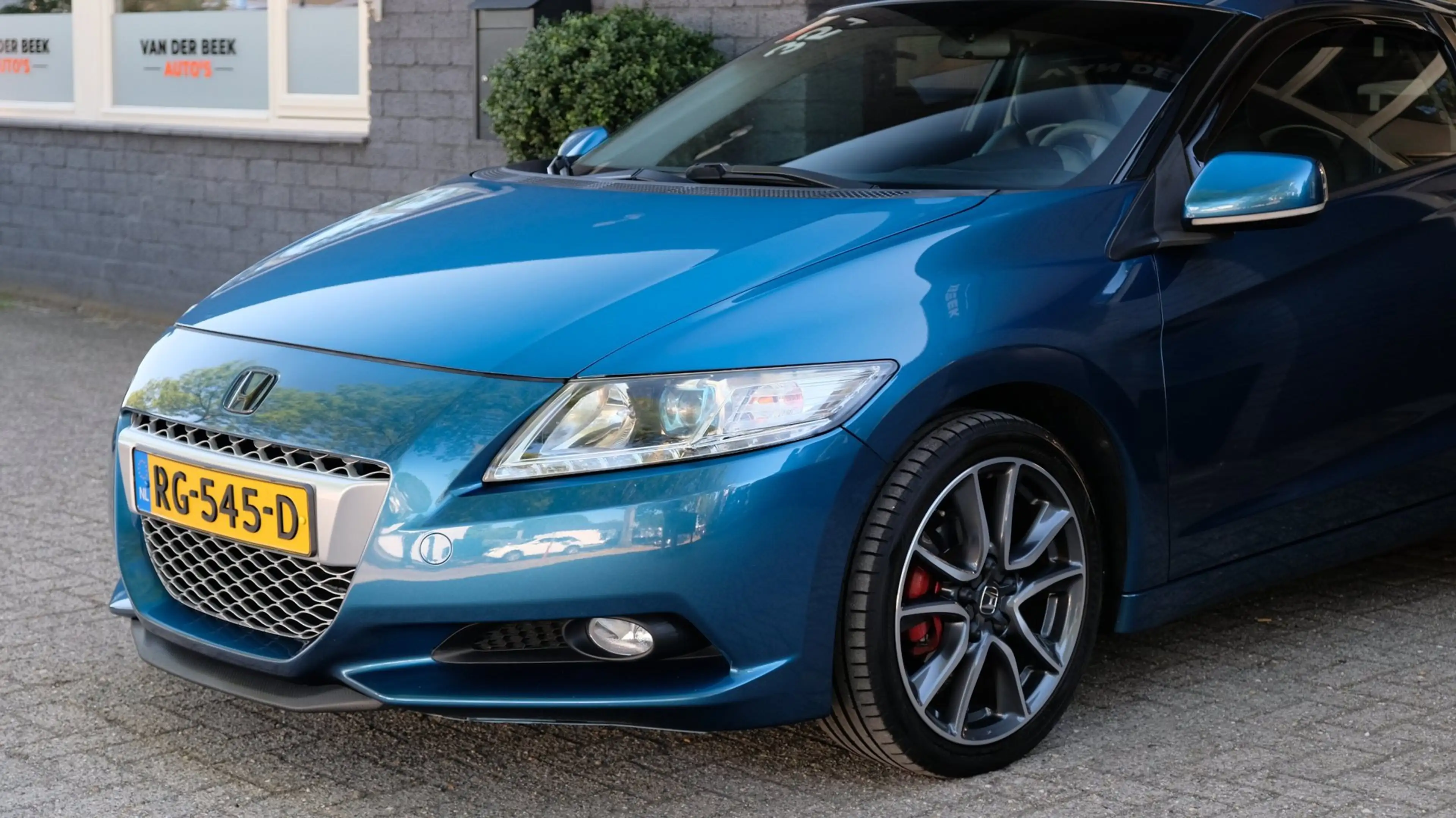 Honda CR-Z 1.5 i-Vtec IMA Sport | HKS — photo 22