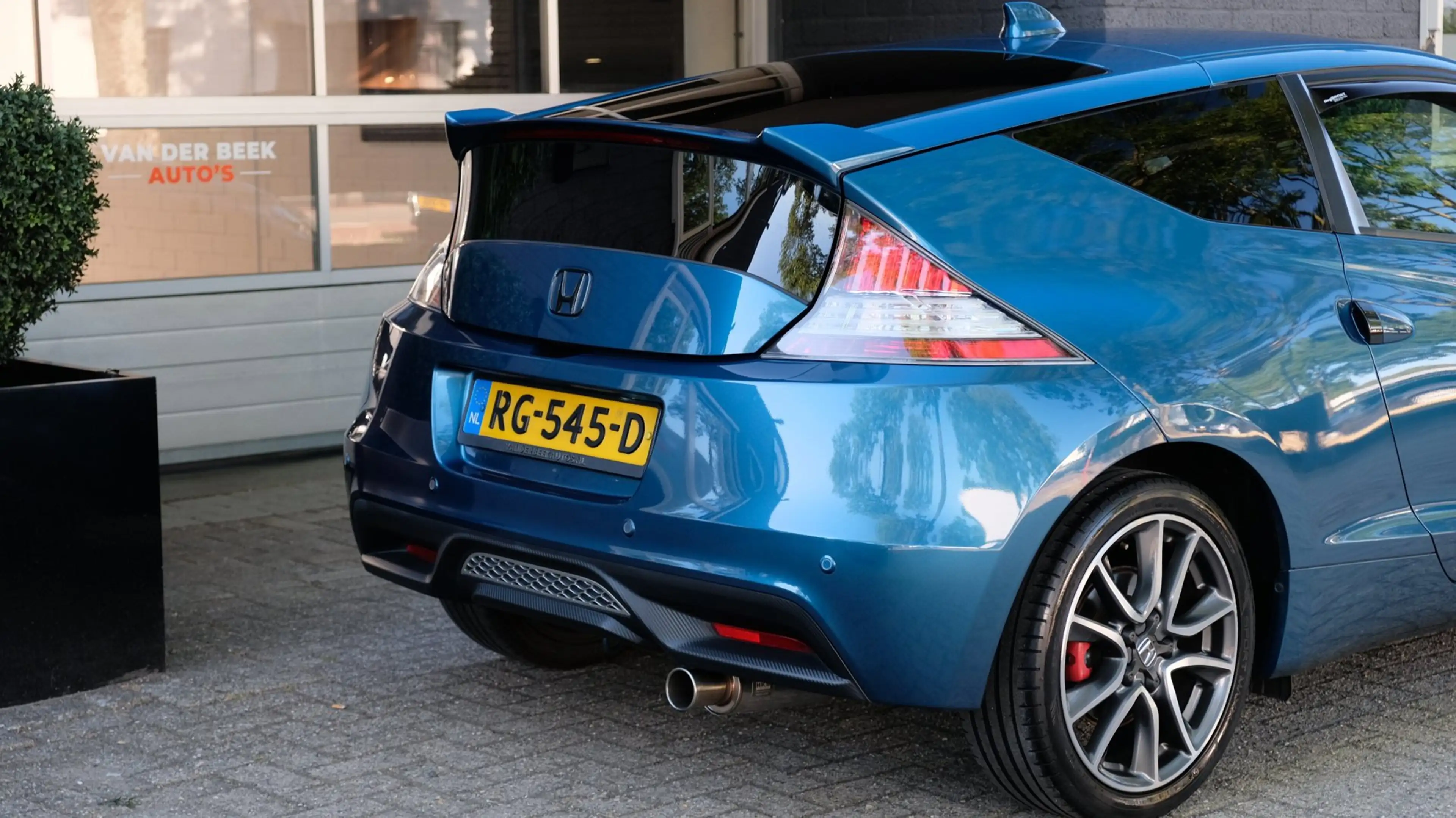Honda CR-Z 1.5 i-Vtec IMA Sport | HKS — photo 24