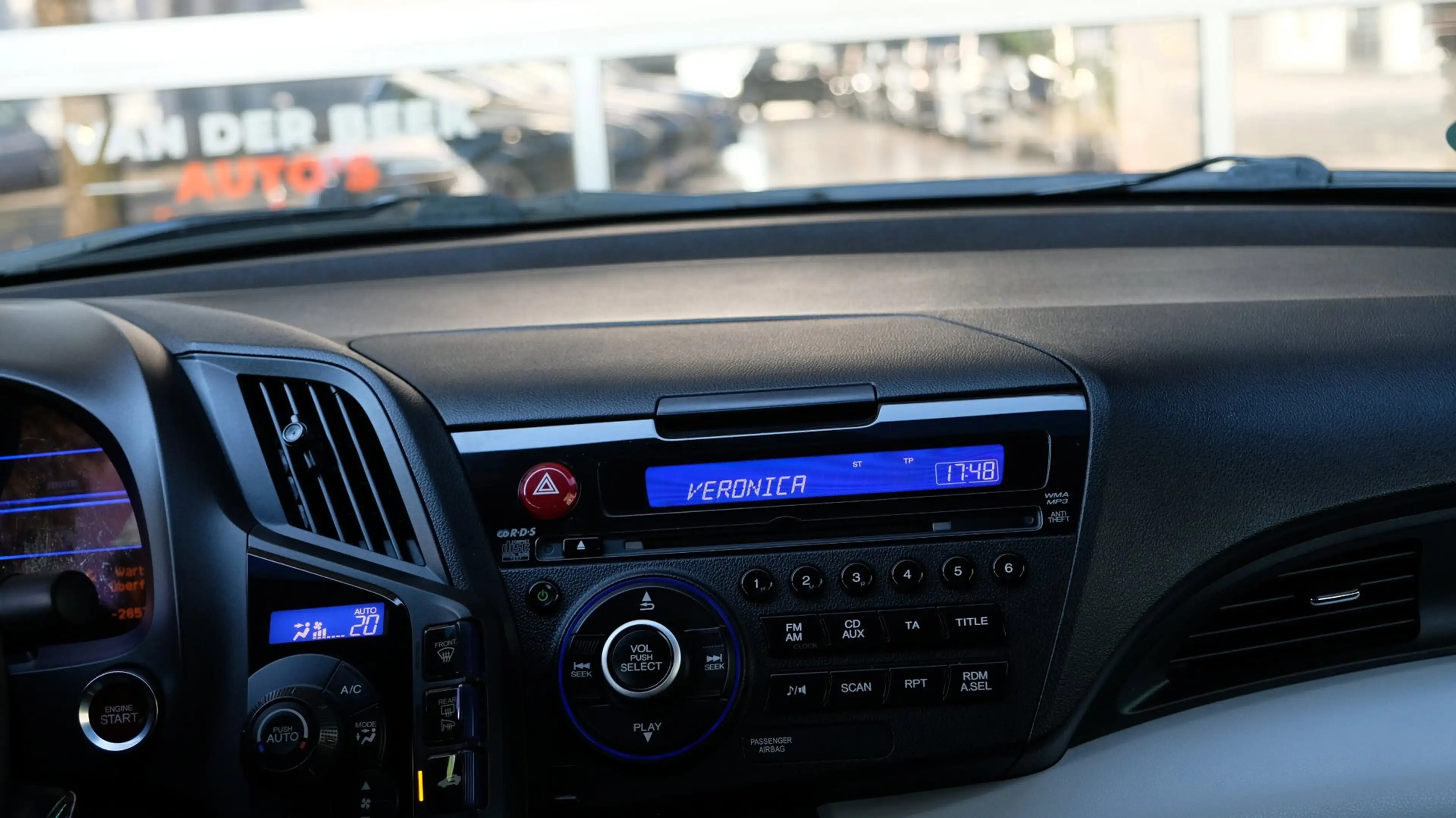Honda CR-Z 1.5 i-Vtec IMA Sport | HKS — photo 10