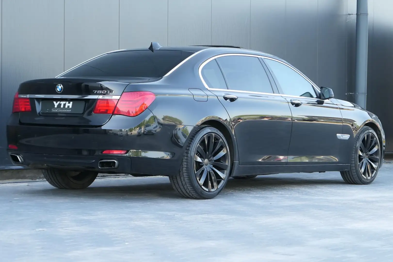 BMW 750 7-serie 750Li Executive Headup Standkachel Stoelve Чорний - 2