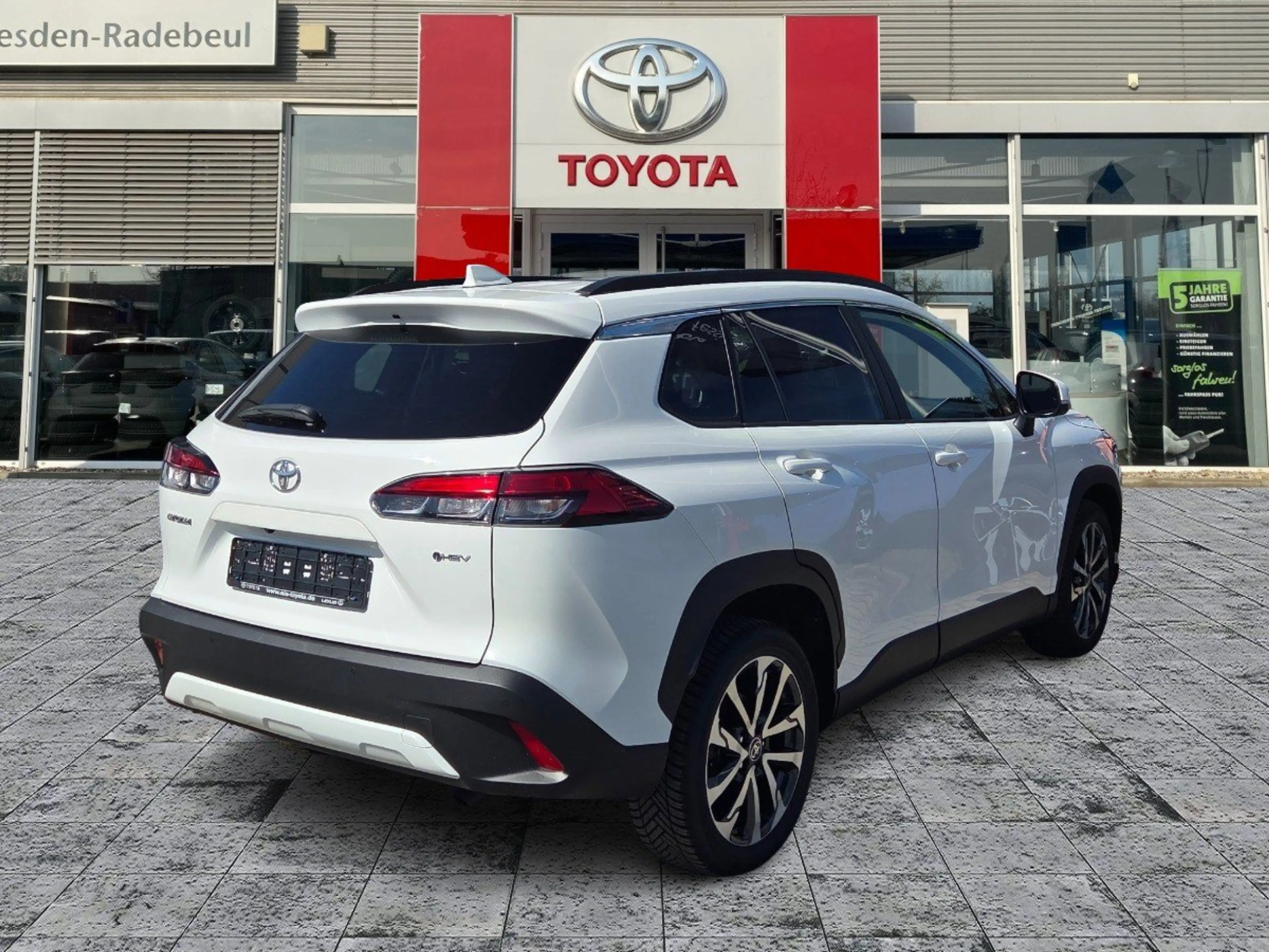 Toyota Corolla Cross 1.8 D FWD Team Deutschland ACC Navi — photo 6
