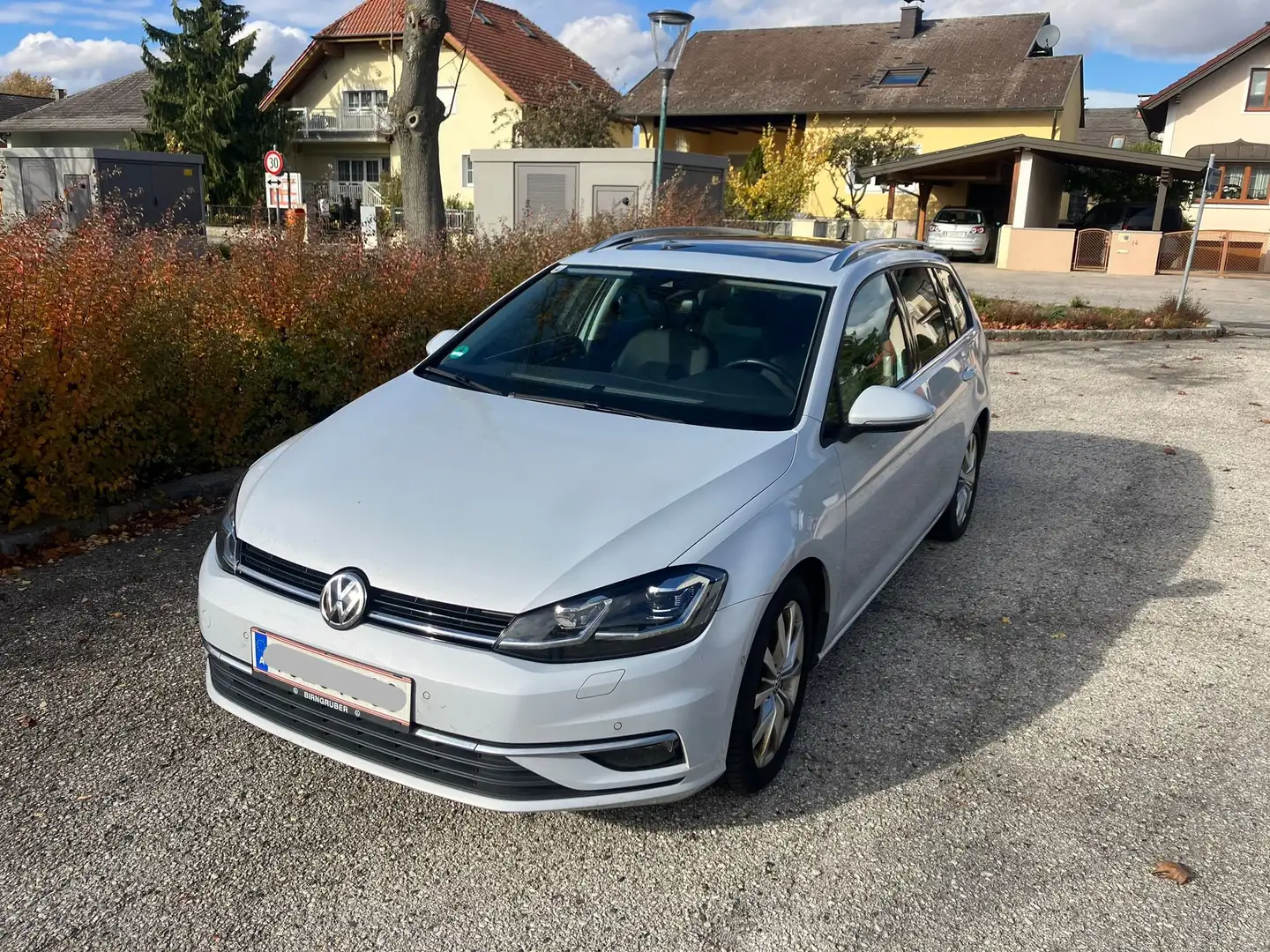 Volkswagen Golf Variant Golf Variant Highline 2,0 TDI Highline Silber - 1
