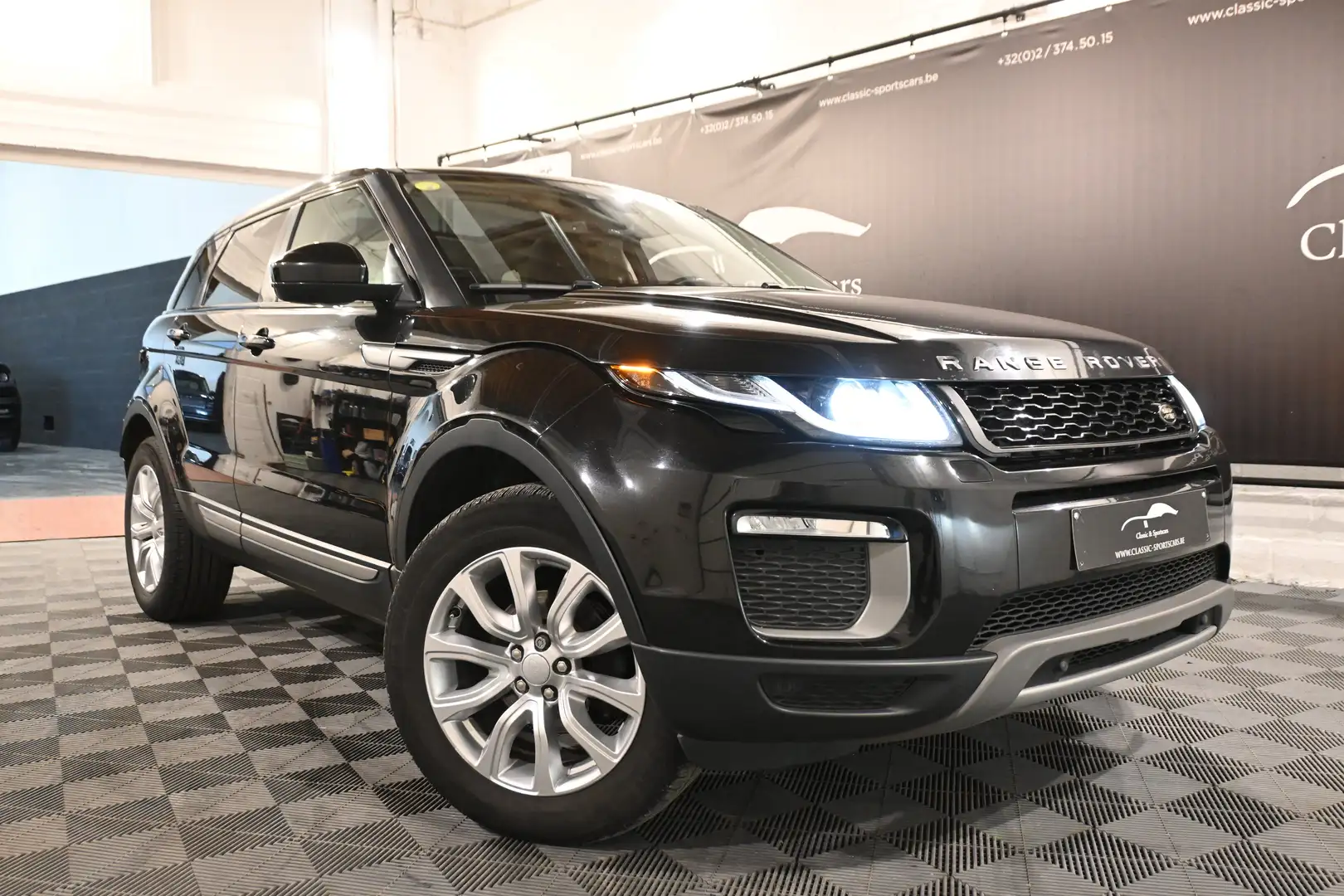 Land Rover Range Rover Evoque 2.0 TD4 4WD HSE / CUIR / GPS NAVI / TOIT PANO ! Noir - 2