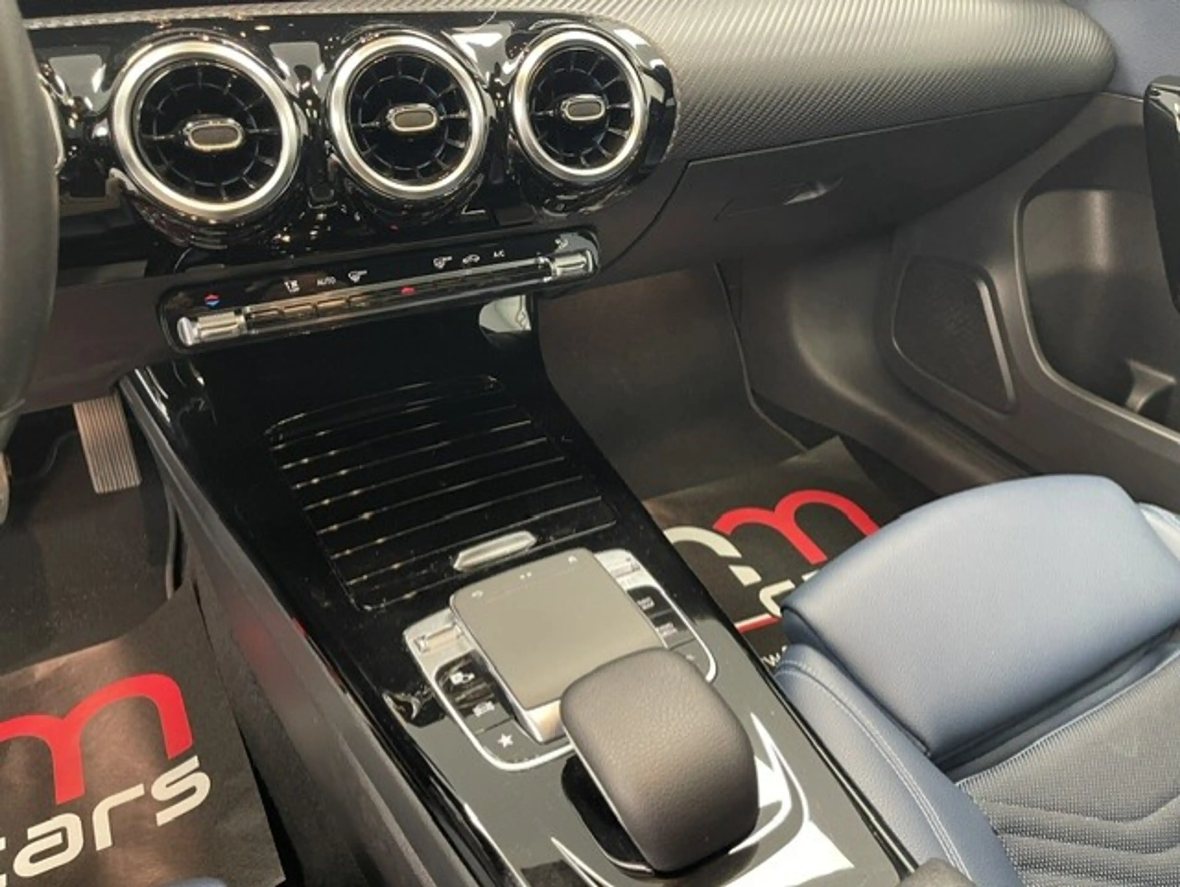 Mercedes-Benz A 180 180i benzine Automaat 78.000km Pano Leder Camera — photo 15