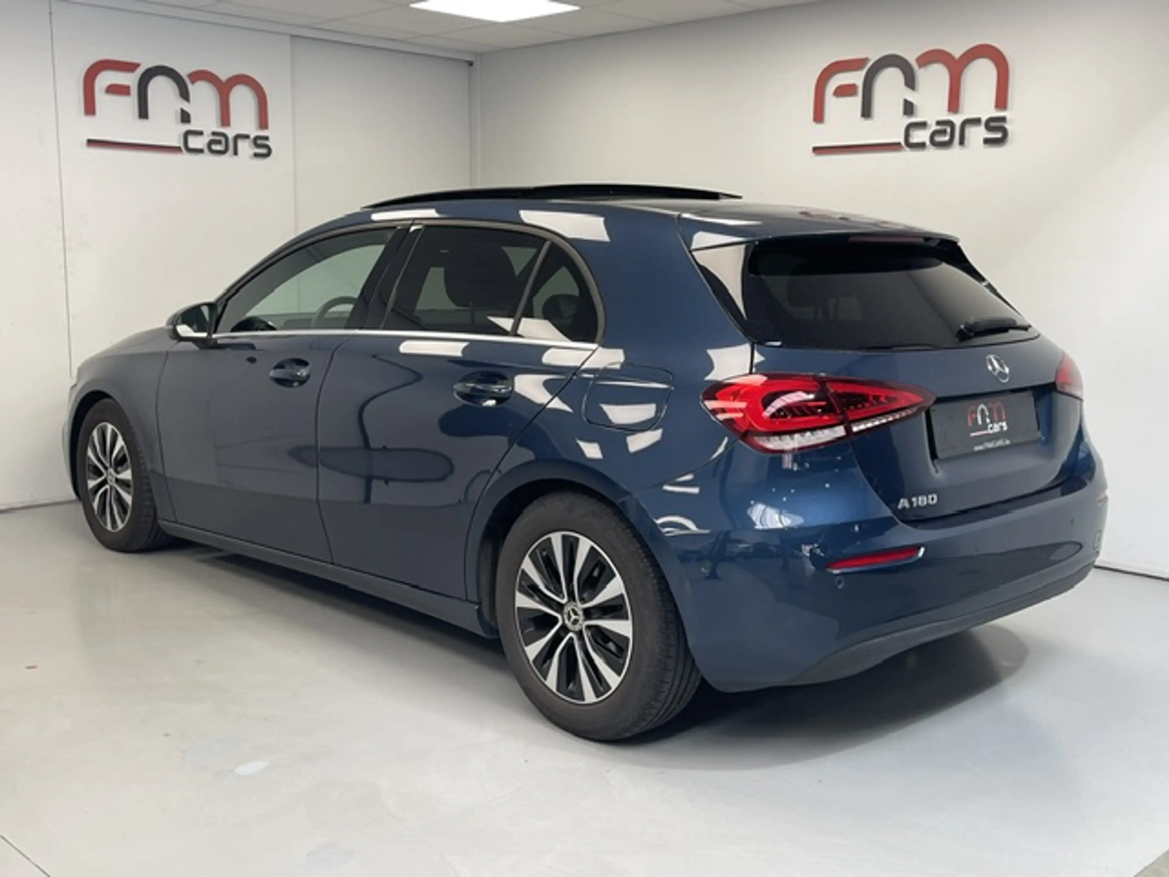 Mercedes-Benz A 180 180i benzine Automaat 78.000km Pano Leder Camera — photo 5