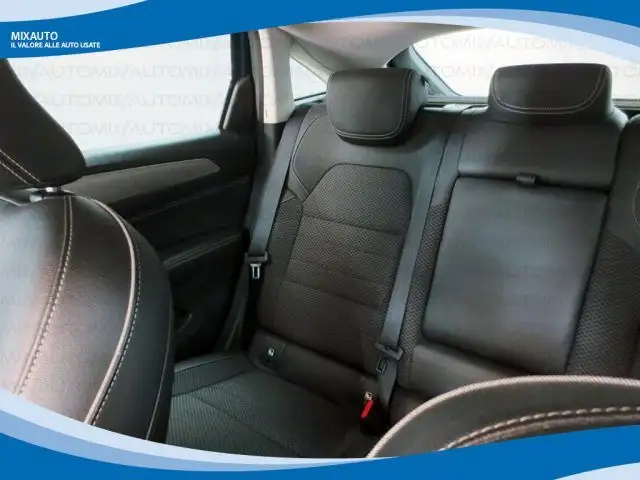 Renault Arkana view 11