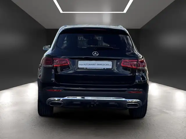 Mercedes-Benz GLC view 10