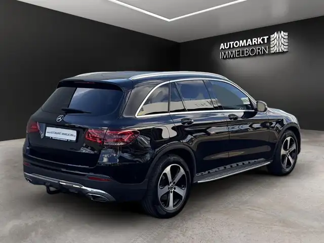 Mercedes-Benz GLC view 8