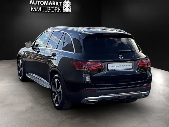 Mercedes-Benz GLC view 5