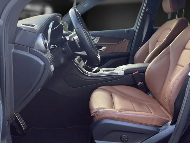 Mercedes-Benz GLC view 14