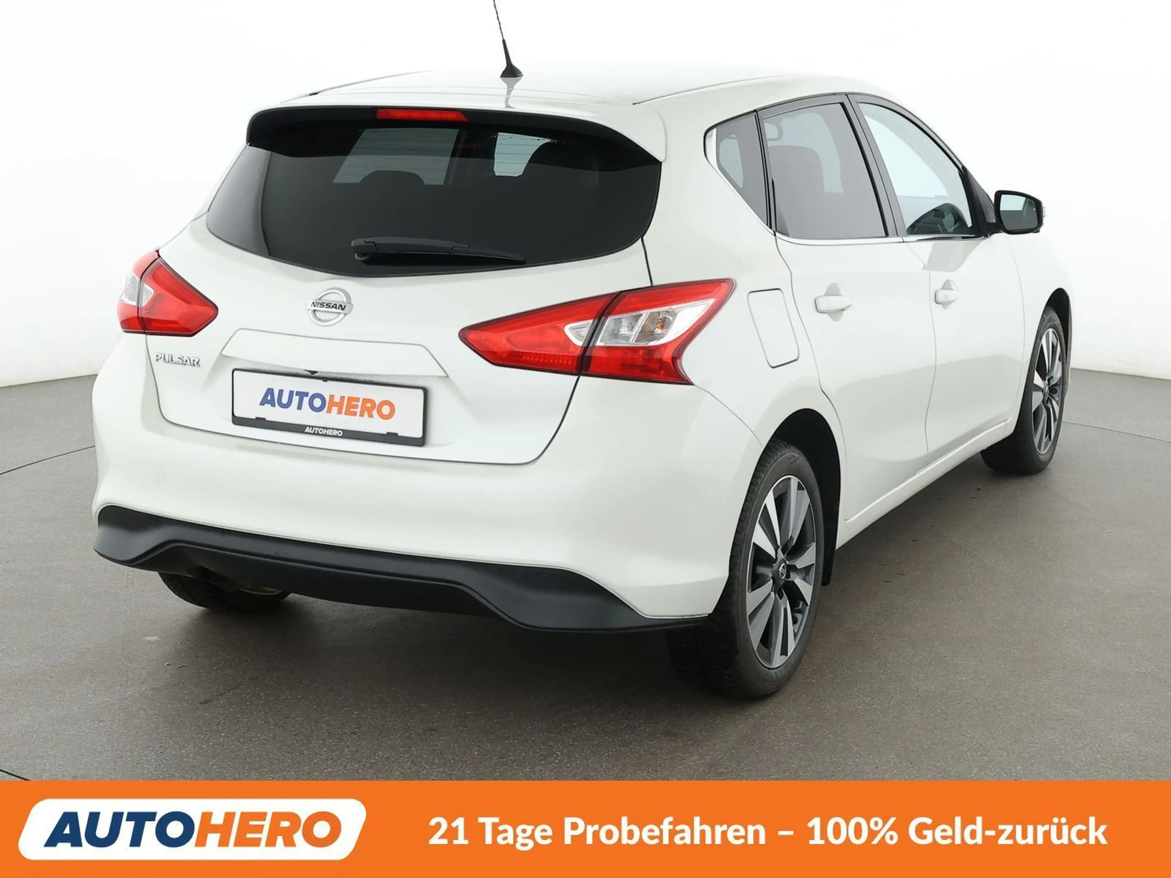 Nissan Pulsar 1.2 N-Connecta Aut.*NAVI*360*TEMPO* — photo 6