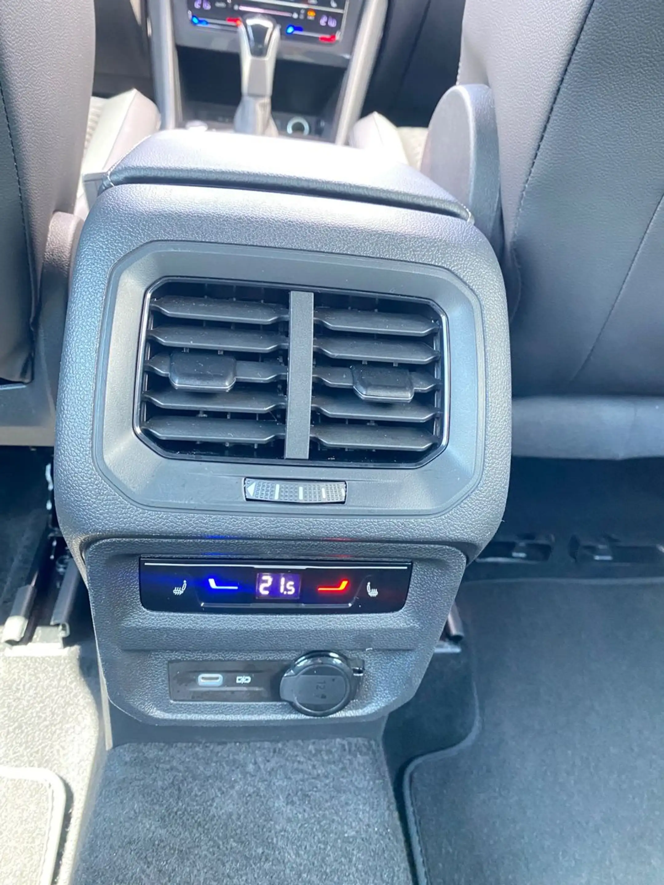 SEAT Tarraco Xperience,NAVI,LED,ACC,SHZ,RFK,DAB,PDC — photo 13