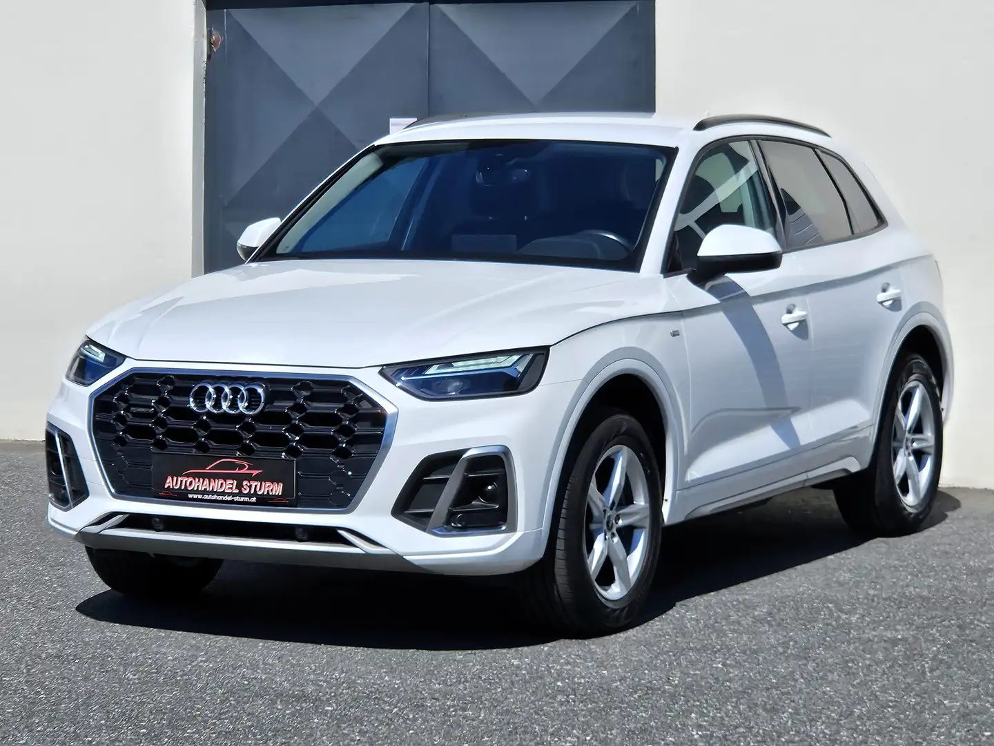 Audi Q5 40 TDI quattro S-line S-tronic *LED*AHK*Navi* - 2