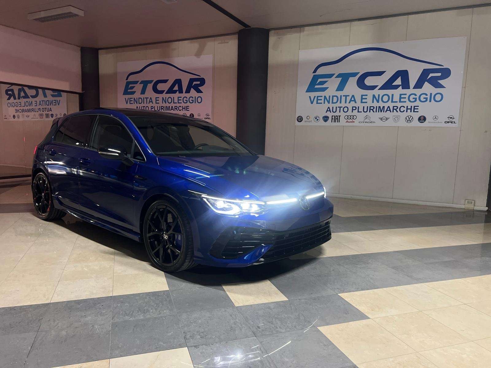 Volkswagen Golf R