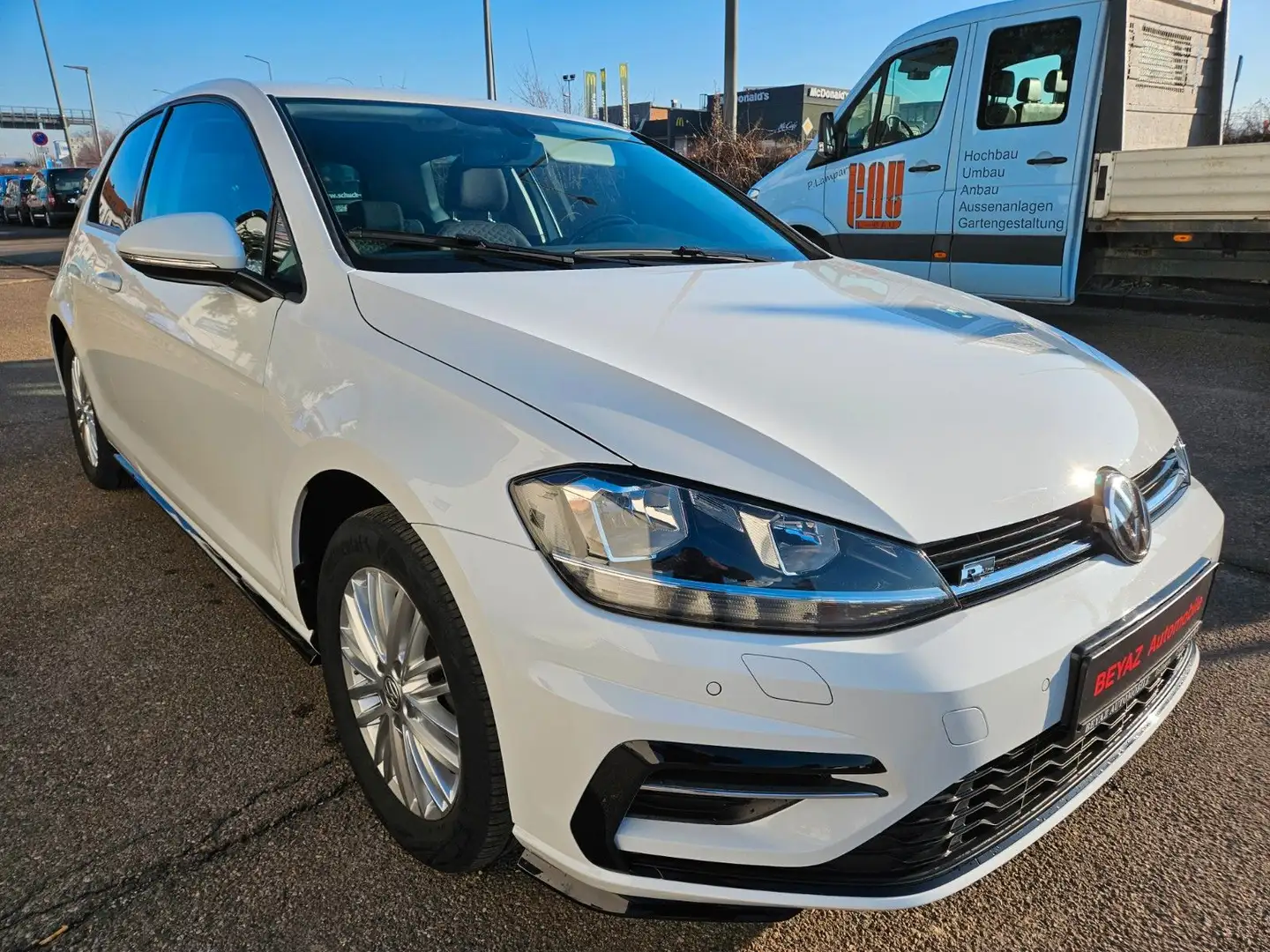 Volkswagen Golf VII Lim. R-Line-Paket Exterieur Join Weiß - 1