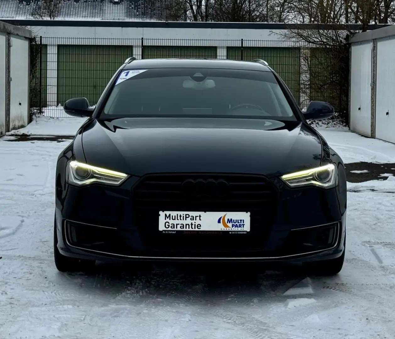 Audi A6 Avant 2.0 TDI ultra Blau - 2