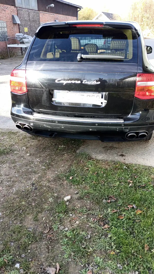 Porsche Cayenne Cayenne Turbo S Schwarz - 2