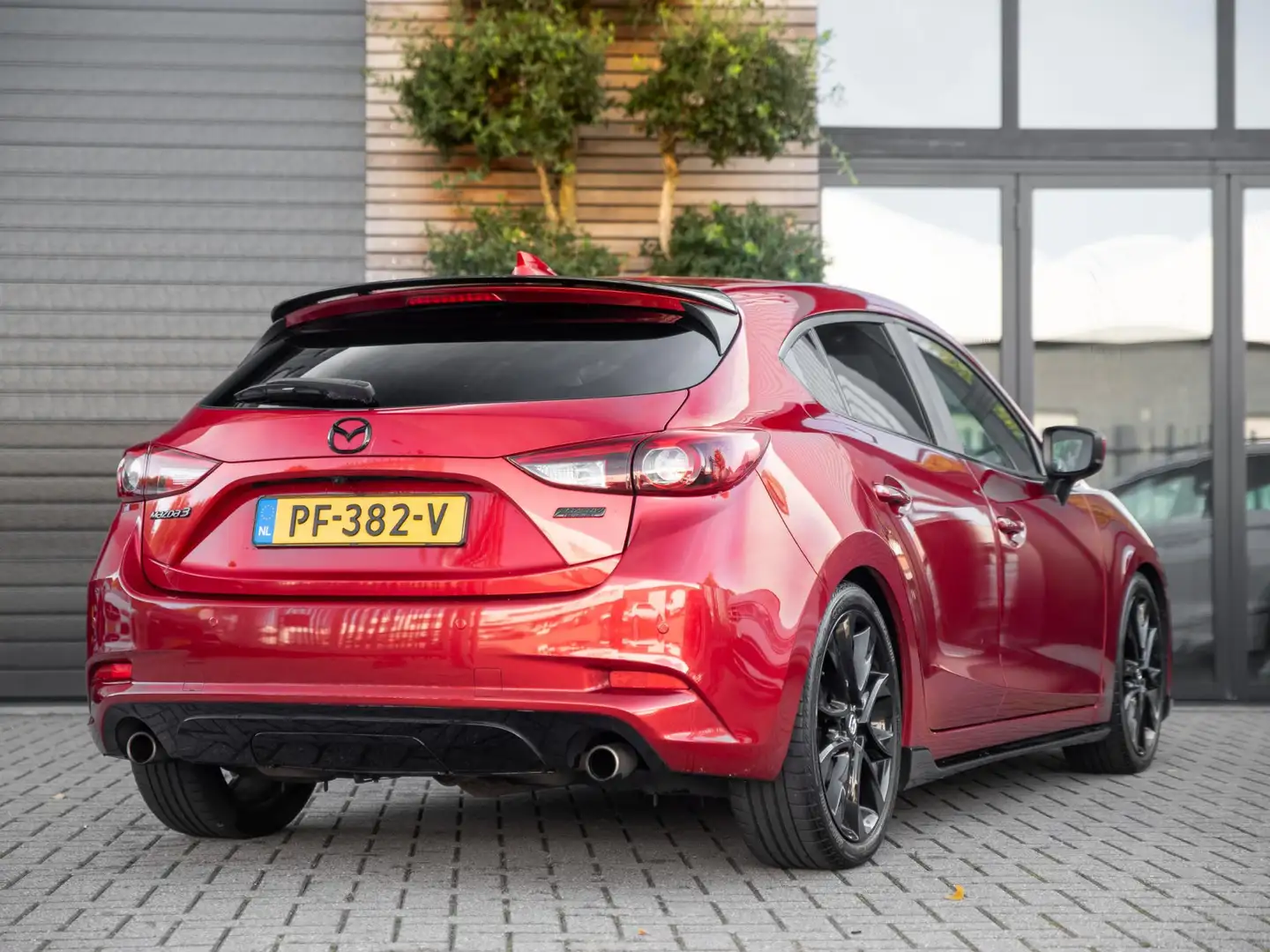 Mazda 3 2.0 SkyActiv-G 120 GT-M / Aero Pack / Lederen Bekl Rouge - 2