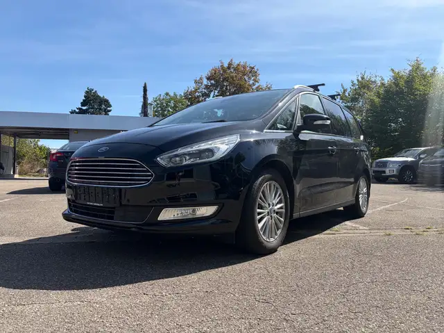 Ford Galaxy Titanium*7-SITZER*8-fach bereift*