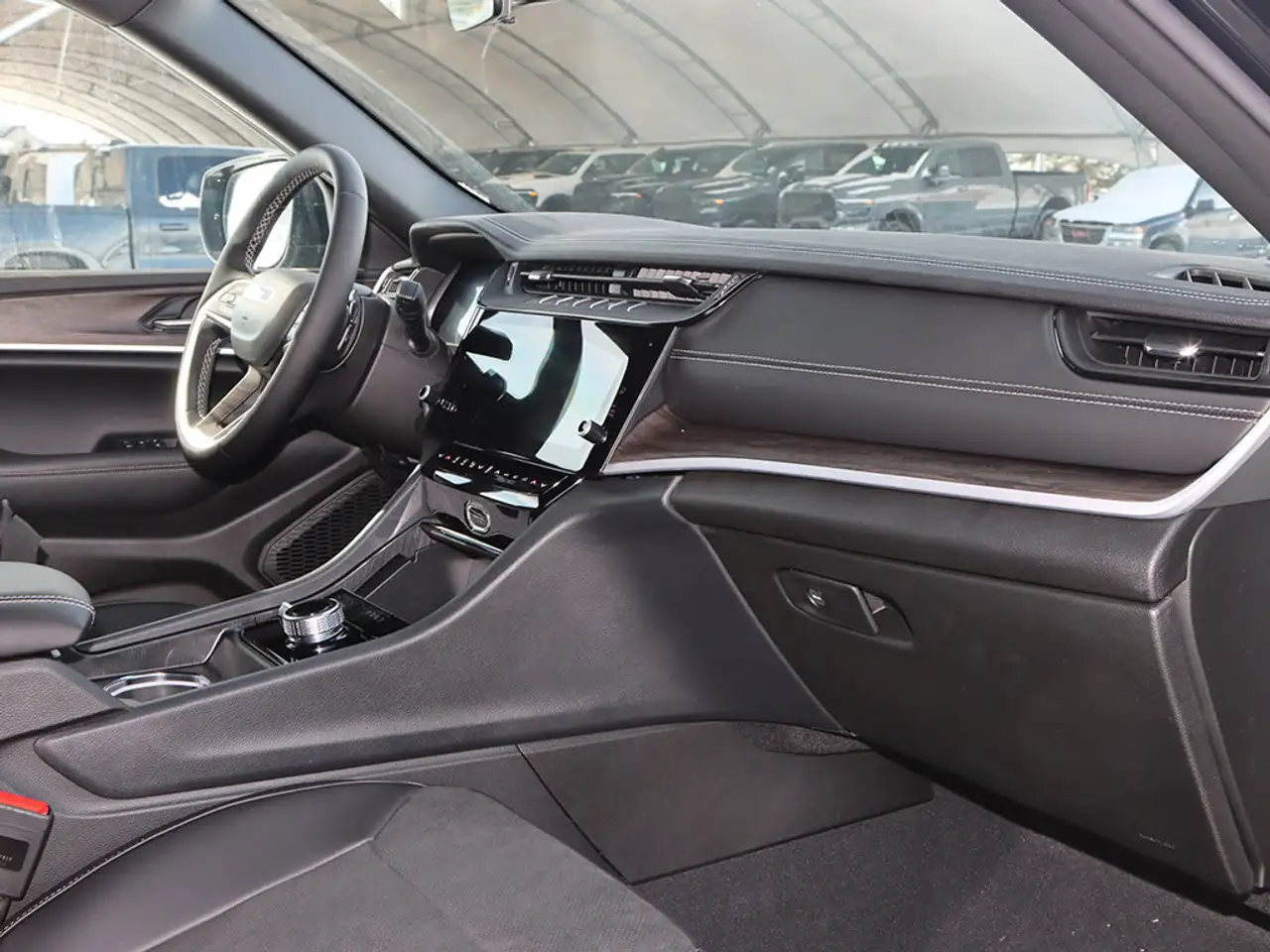 Jeep Grand Cherokee снимка Jeep Grand Cherokee