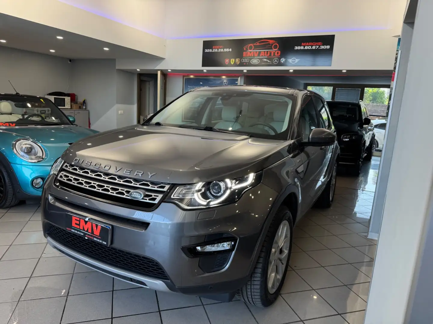 Land Rover Discovery Sport Discovery Sport 2.0 TD4 150 CV HSE Luxury Grigio - 2