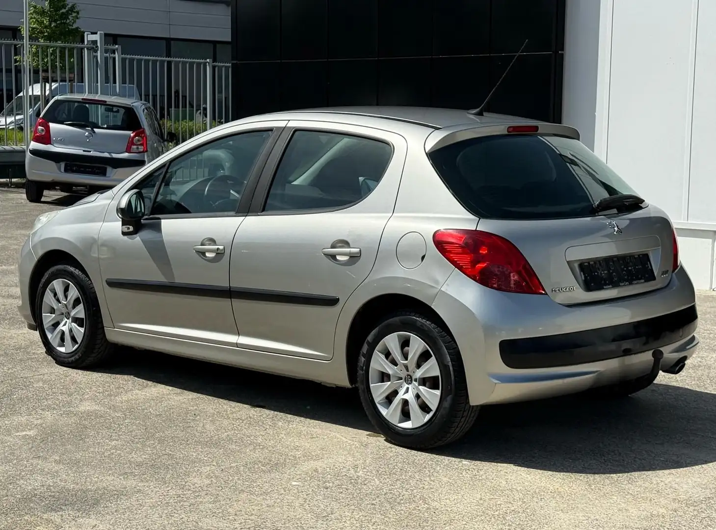 Peugeot 207 AUTOMATIQUE - AIRCO - CONTRÔLE TECHNIQUE OK Grijs - 2