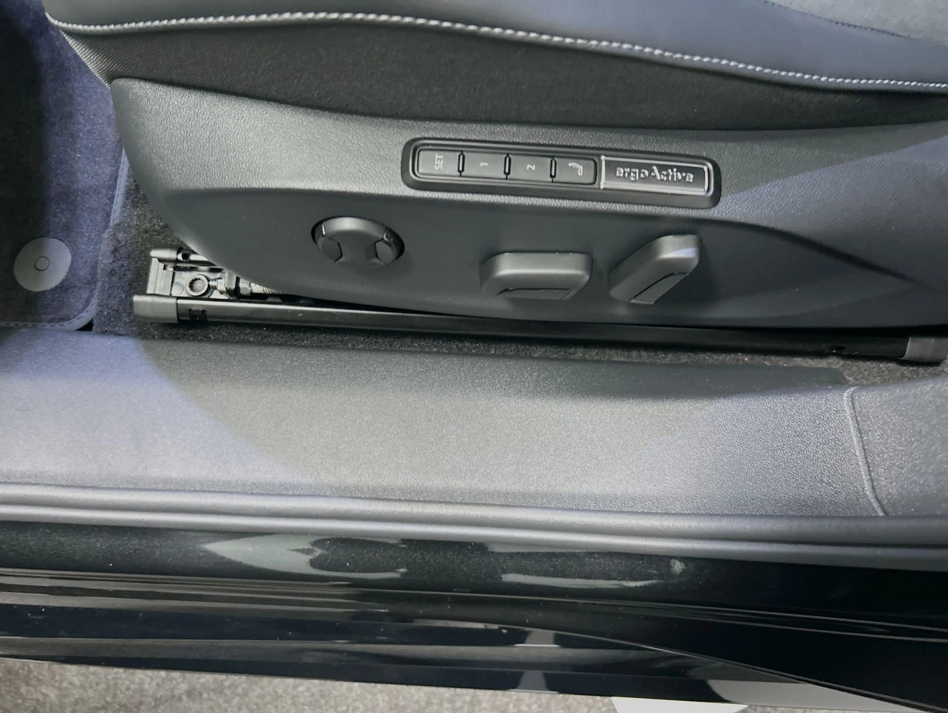 Volkswagen ID.7 Tourer Pro S 86 kWh CarPlay Black Matrix — photo 12