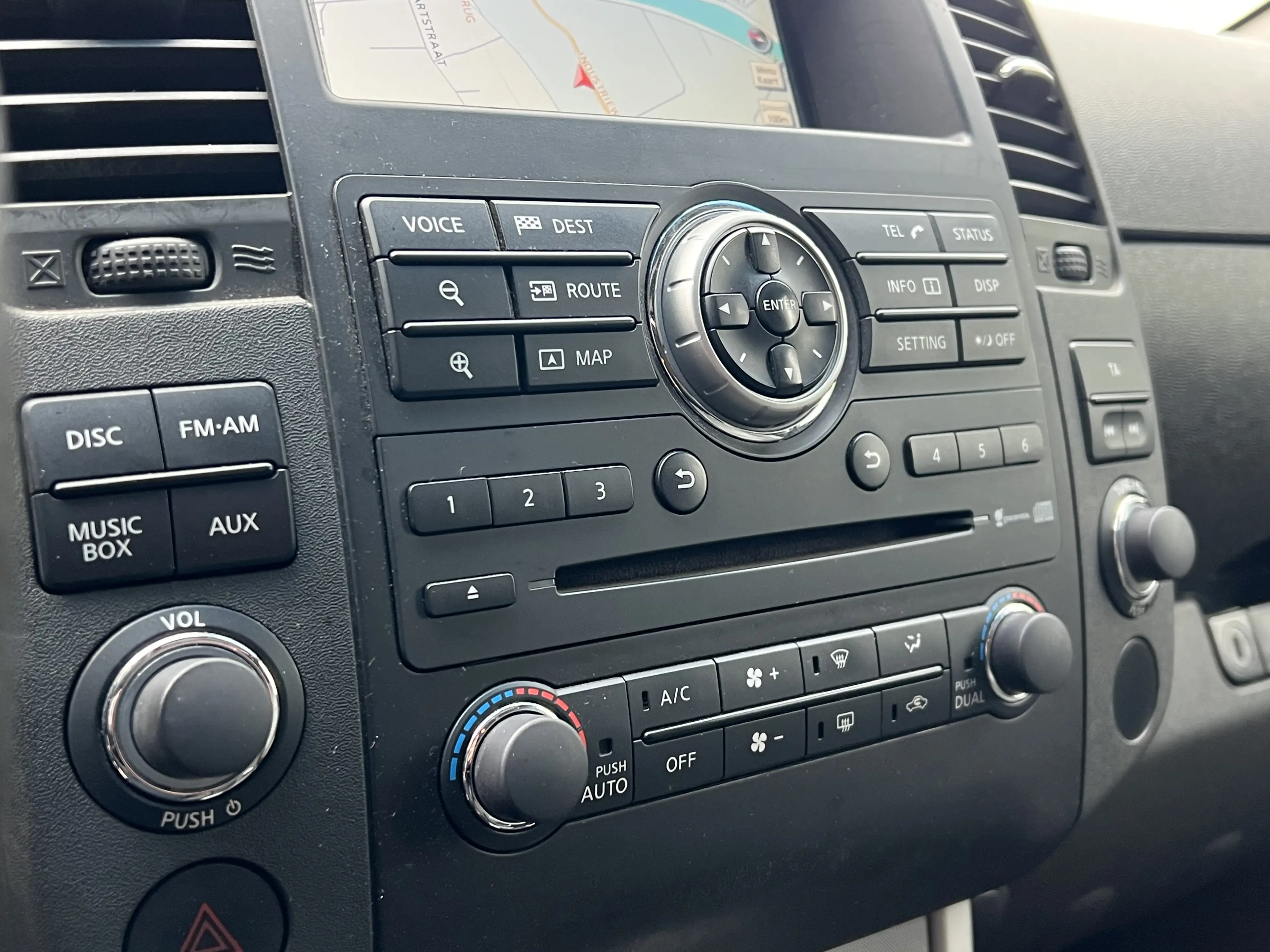 Nissan Navara 2.5D 190PK EURO5B Lichte Vracht Trekhaak Camera — photo 13
