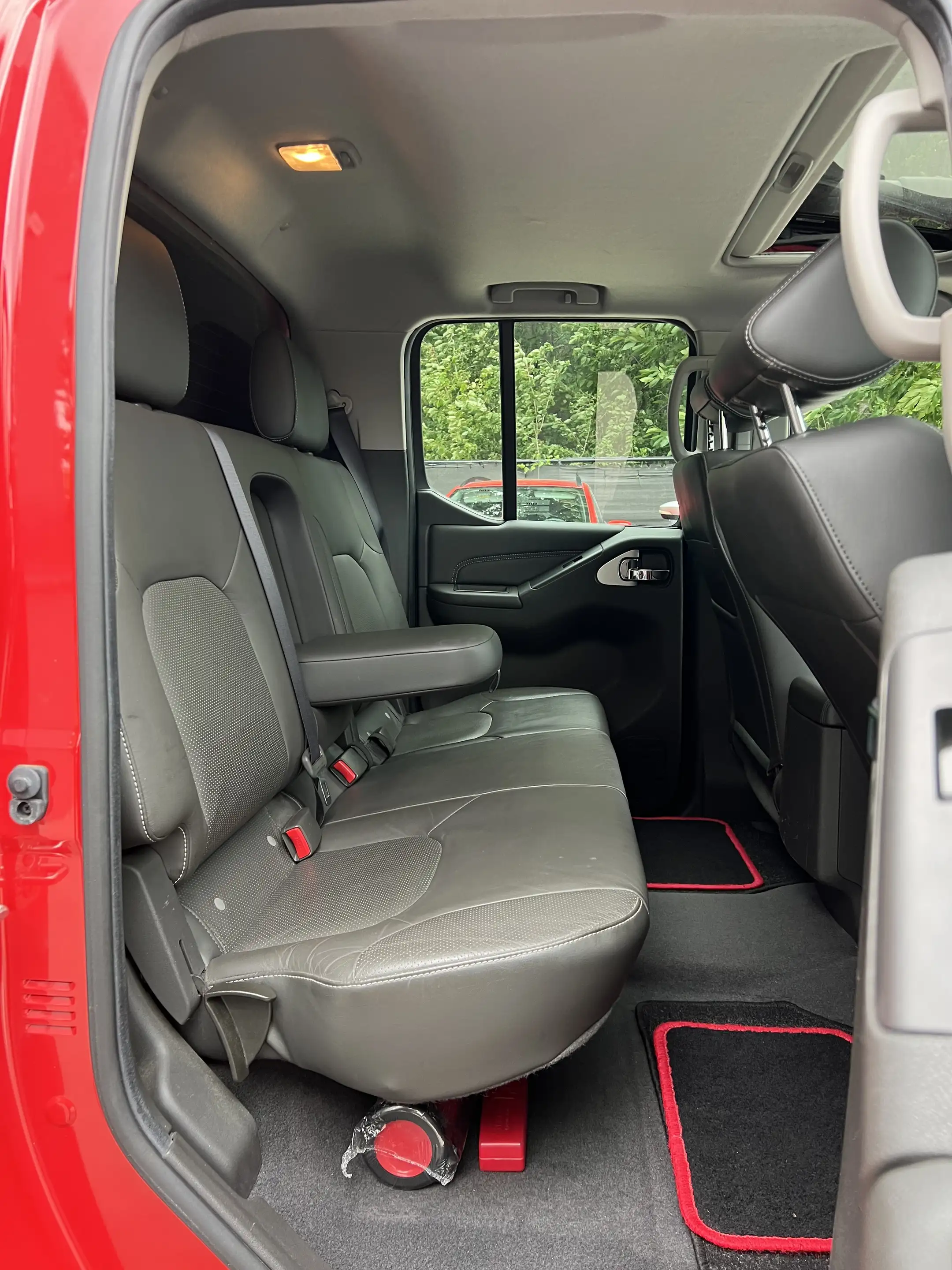 Nissan Navara 2.5D 190PK EURO5B Lichte Vracht Trekhaak Camera — photo 8
