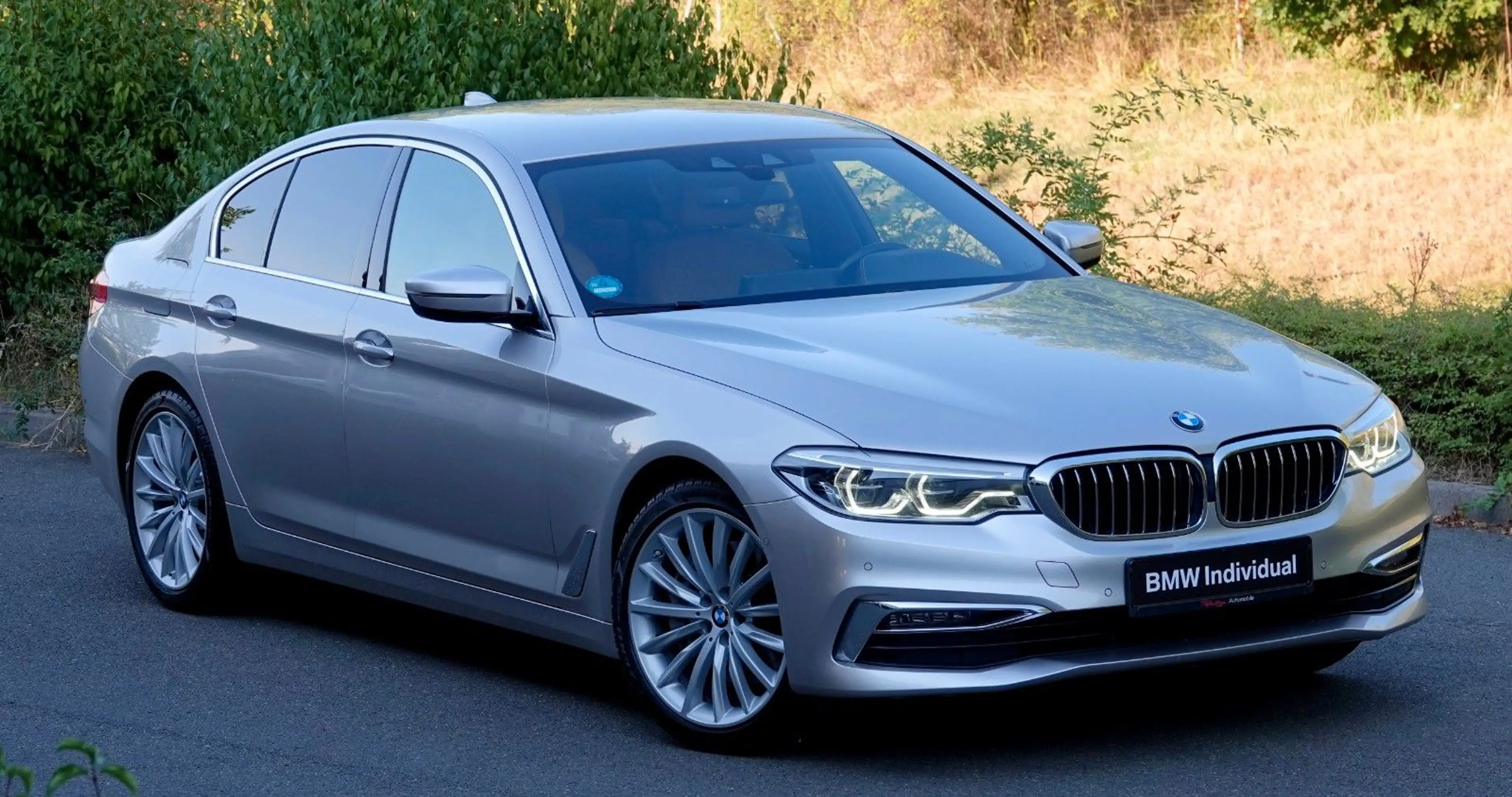 BMW 540 i xDrive *INDIVIDUAL *BOWERS & WILKINS*LUXURY — photo 2