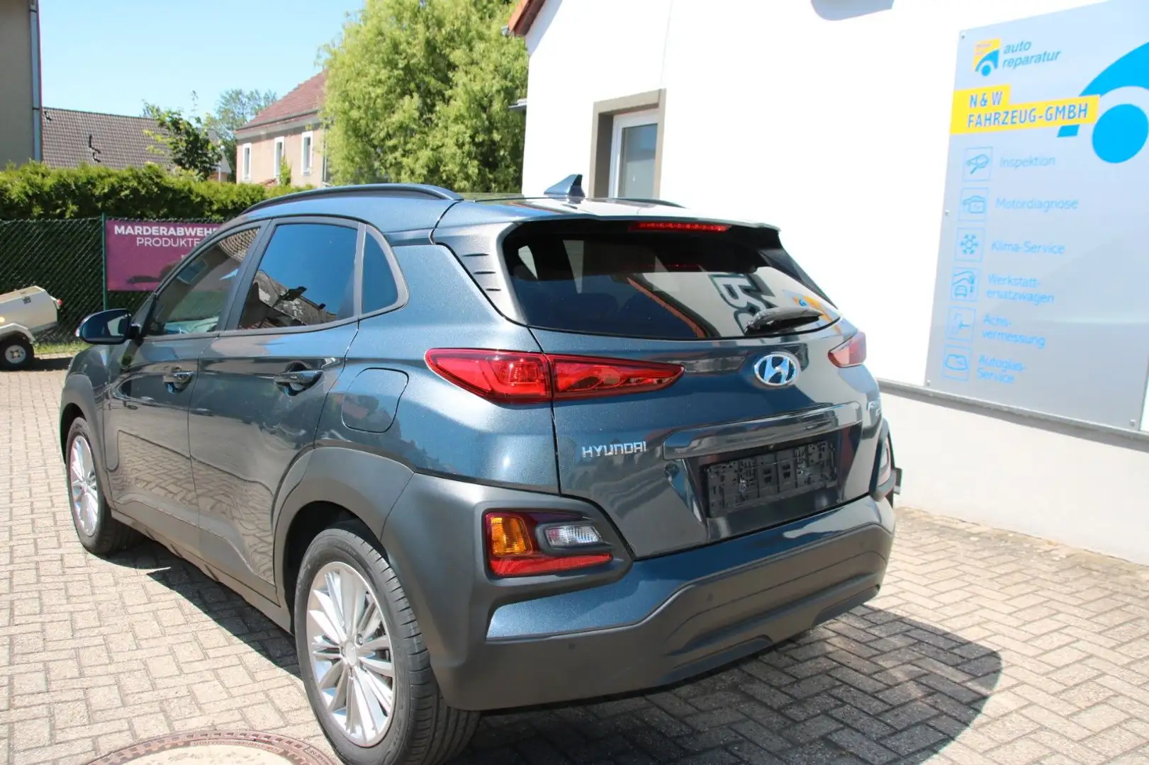 Hyundai KONA Style 4WD Grau - 2